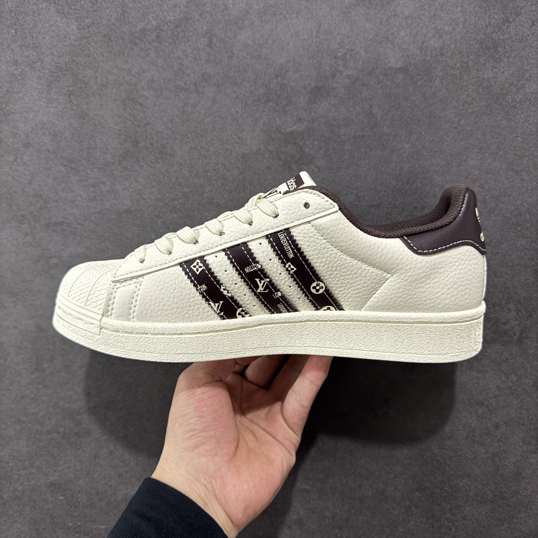  
【定制版】AD Originals Superstar x Louis Vuitton 白棕
采用全