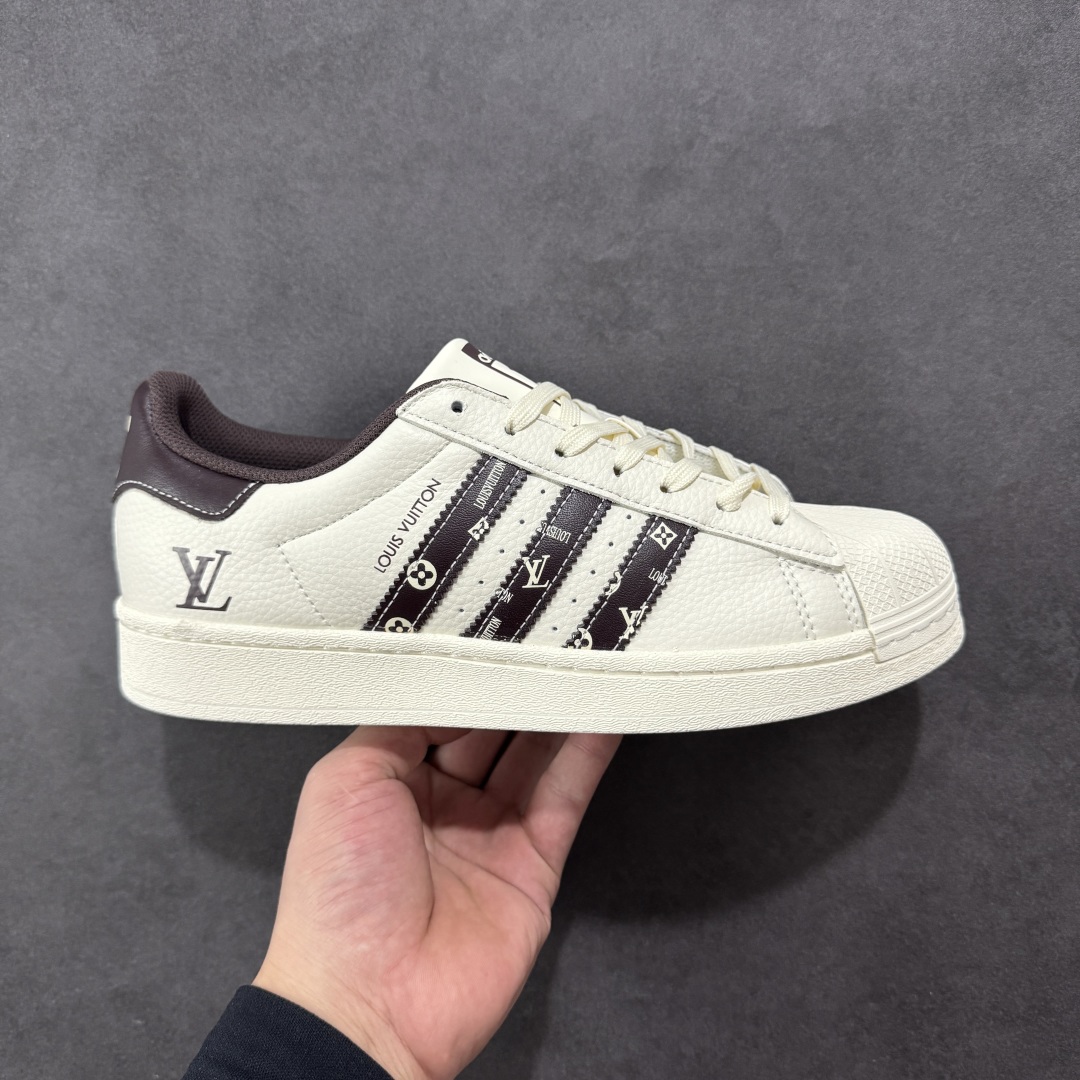  
【定制版】AD Originals Superstar x Louis Vuitton 白棕
采用全
