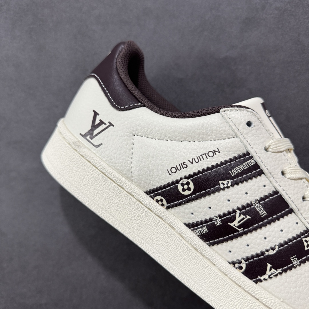  
【定制版】AD Originals Superstar x Louis Vuitton 白棕
采用全