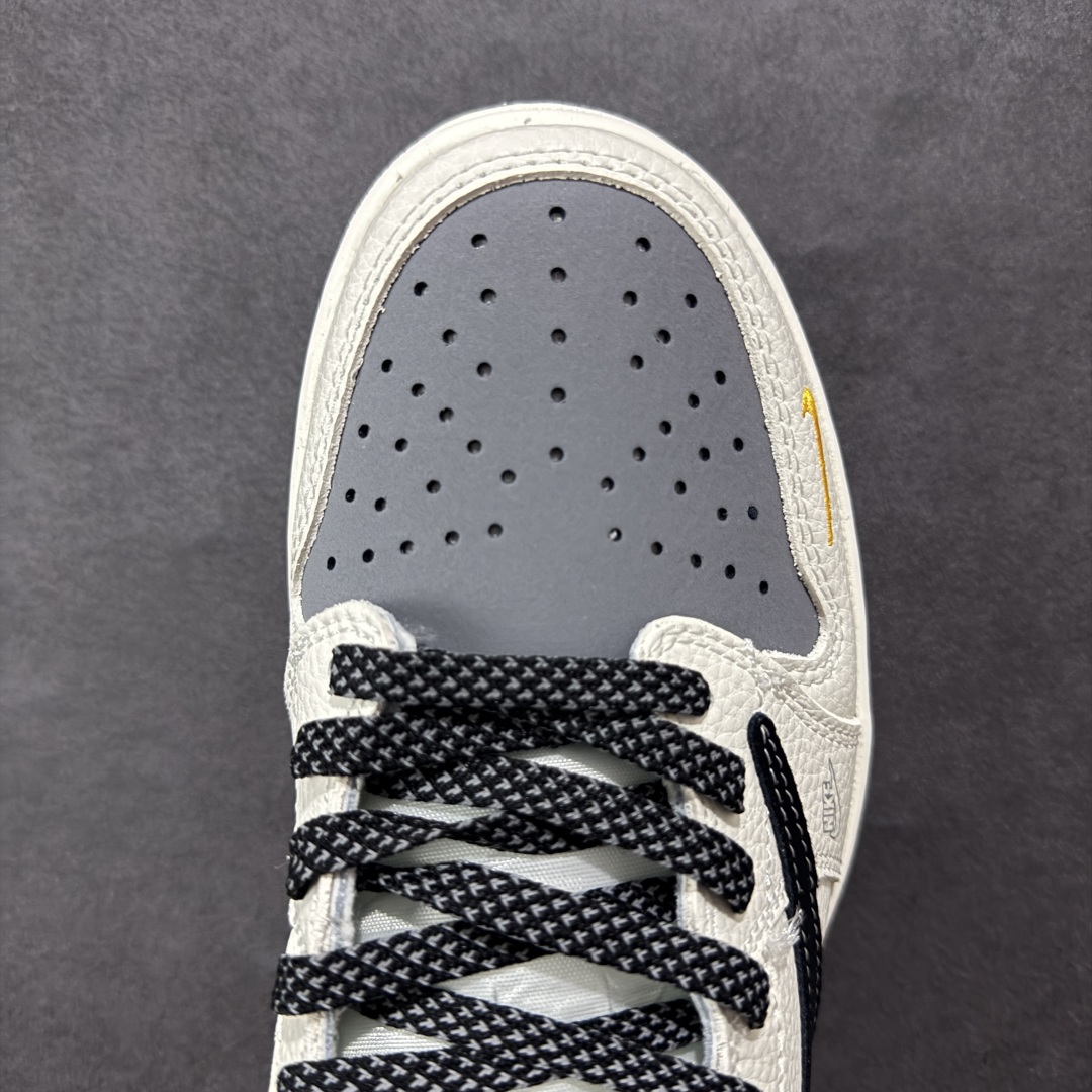 图片[8]-【定制版】Nike Air Jordan 1 x Travis Scott AJ1倒勾 乔一倒钩 北面联名款 耐克 低帮文化篮球鞋 完美品质出货 细节如图所示 鞋面切割工整 冲孔整齐干净 中底拉帮线 整体清洁度非常好 货号：XB1979 004 尺码：36 36.5 37.5 38 38.5 39 40 40.5 41 42 42.5 43 44 45-选品中心