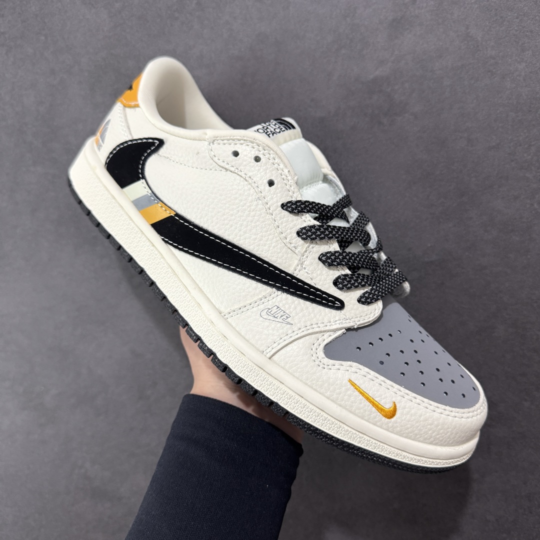 图片[3]-【定制版】Nike Air Jordan 1 x Travis Scott AJ1倒勾 乔一倒钩 北面联名款 耐克 低帮文化篮球鞋 完美品质出货 细节如图所示 鞋面切割工整 冲孔整齐干净 中底拉帮线 整体清洁度非常好 货号：XB1979 004 尺码：36 36.5 37.5 38 38.5 39 40 40.5 41 42 42.5 43 44 45-选品中心