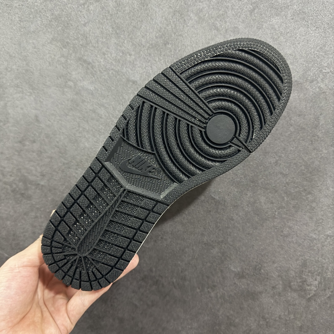 图片[9]-【定制版】Nike Air Jordan 1 x Travis Scott AJ1倒勾 乔一倒钩 北面联名款 耐克 低帮文化篮球鞋 完美品质出货 细节如图所示 鞋面切割工整 冲孔整齐干净 中底拉帮线 整体清洁度非常好 货号：XB1979 004 尺码：36 36.5 37.5 38 38.5 39 40 40.5 41 42 42.5 43 44 45-选品中心