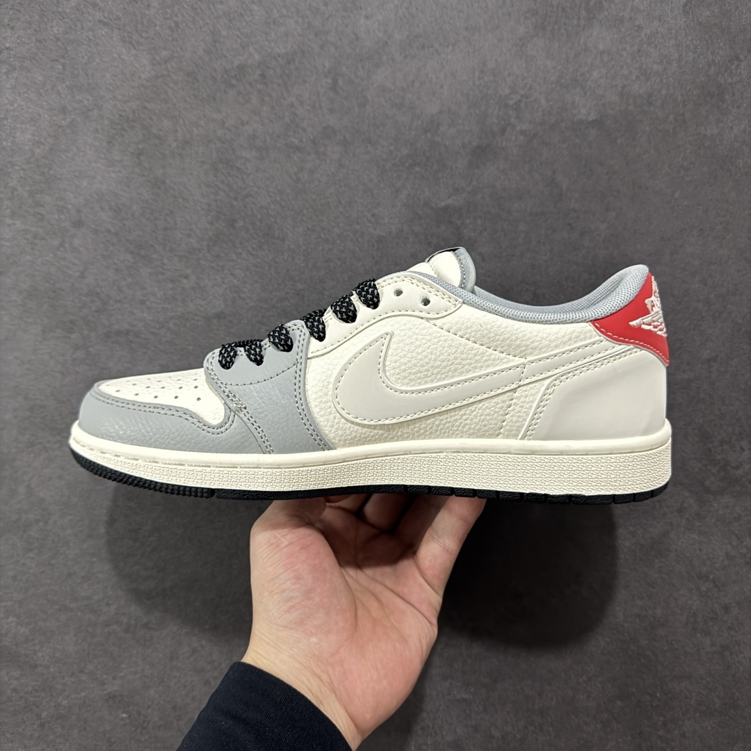 【定制版】Travis Scott x Fragment Design x Air Jordan 1