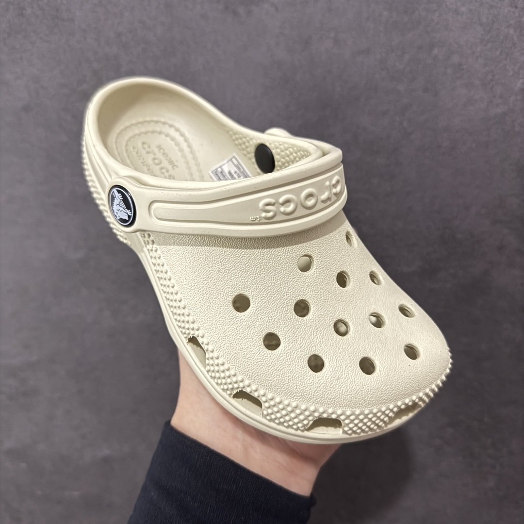 图片[3]-【公司级】童鞋 Crocs Classic Clog 卡骆驰 经典明星洞洞凉鞋  #透明防水袋包装 注意配件需单独购买 超轻Croslite专利材料打造 鞋面更加耐用易清洗  尺码：C8（25）C9（26） C10（27）C11（28）C12（29）C13（30-31）J1（32）J2（33-34）J3（35-36）-选品中心