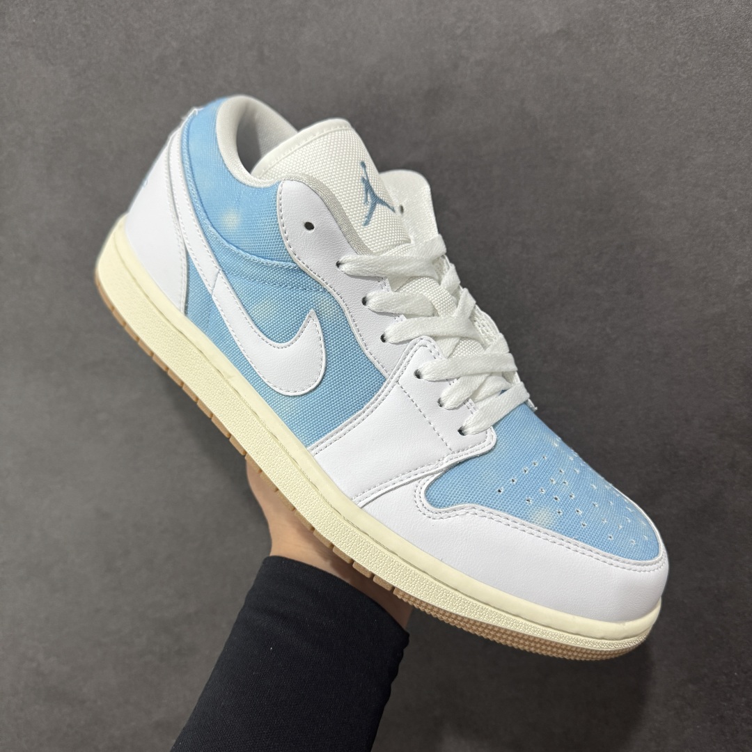 图片[3]-【K版】Air Jordan AJ1 Low 低帮 白蓝 HQ2004-400 全新流水线出品 市场第二梯队最强版 全部原鞋开发 原楦原纸板开发 全鞋电脑针车 原厂内置全掌气垫 原盒内在原标 唯一Zp原版鞋带绑法 免检产品 全新2022版型 全头层皮料 完美零毛边处理 原厂配置全掌气垫 价格定位良心 新配色陆续出货 尺码：36 36.5 37.5 38 38.5 39 40 40.5 41 42 42.5 43 44 44.5 45-选品中心