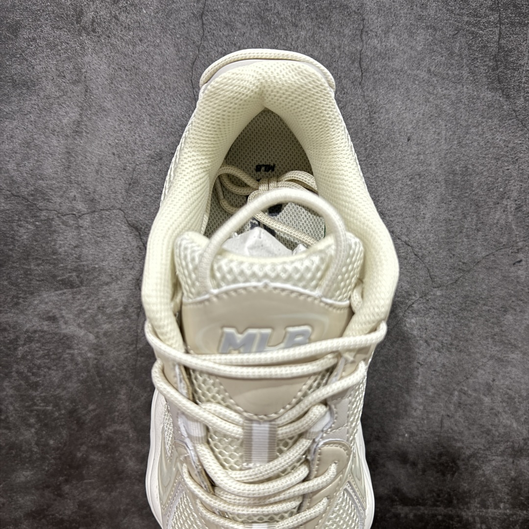 图片[8]-【纯原订单】MLB Winner Chunky 25新款 NY百搭舒适休闲潮流运动厚底增高 防滑耐磨 低帮 老爹鞋 男女同款 银色 潮流厚底时尚街头赛博老爹鞋 MLB官方同步出货 虞书欣等众多潮流明星同款 高弹双层MD大底 原楦原档案数据开发版型（完美鞋头弧度/后套收口效果🆚市面文案版本‼️） 原厂立体填充鞋舌海绵 中底注胶孔原数据开发模具大底原厂转印标市面上唯一纯原版本 原材料打造 内增高6cm 原厂1：1模具开发 原厂进口纳米材质 原盒雷射防伪标包装 天猫订单品质 官网尺码：35 36 36.5 37.5 38 38.5 39 40 40.5 41 42 42.5 43 44 45-选品中心