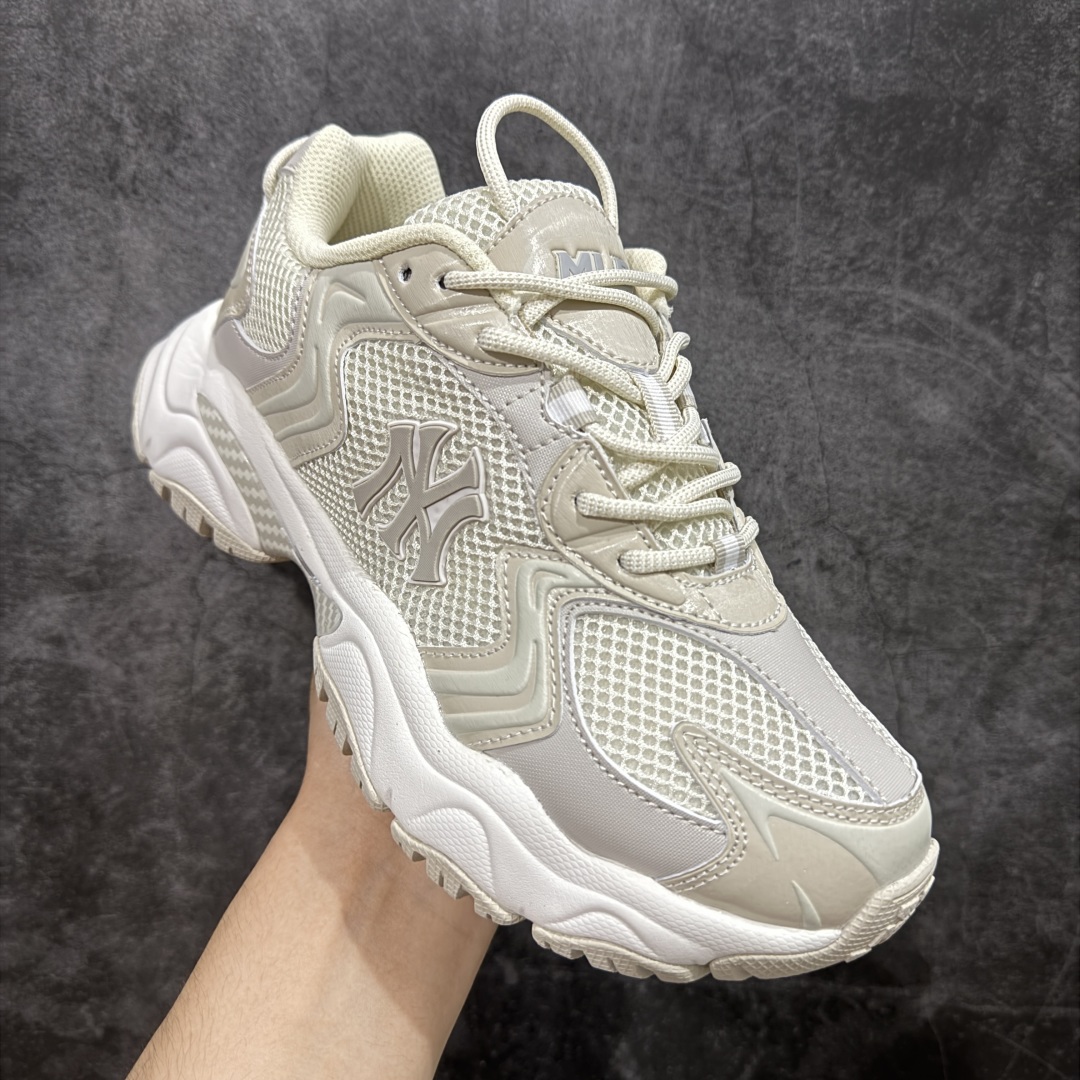 图片[3]-【纯原订单】MLB Winner Chunky 25新款 NY百搭舒适休闲潮流运动厚底增高 防滑耐磨 低帮 老爹鞋 男女同款 银色 潮流厚底时尚街头赛博老爹鞋 MLB官方同步出货 虞书欣等众多潮流明星同款 高弹双层MD大底 原楦原档案数据开发版型（完美鞋头弧度/后套收口效果🆚市面文案版本‼️） 原厂立体填充鞋舌海绵 中底注胶孔原数据开发模具大底原厂转印标市面上唯一纯原版本 原材料打造 内增高6cm 原厂1：1模具开发 原厂进口纳米材质 原盒雷射防伪标包装 天猫订单品质 官网尺码：35 36 36.5 37.5 38 38.5 39 40 40.5 41 42 42.5 43 44 45-选品中心