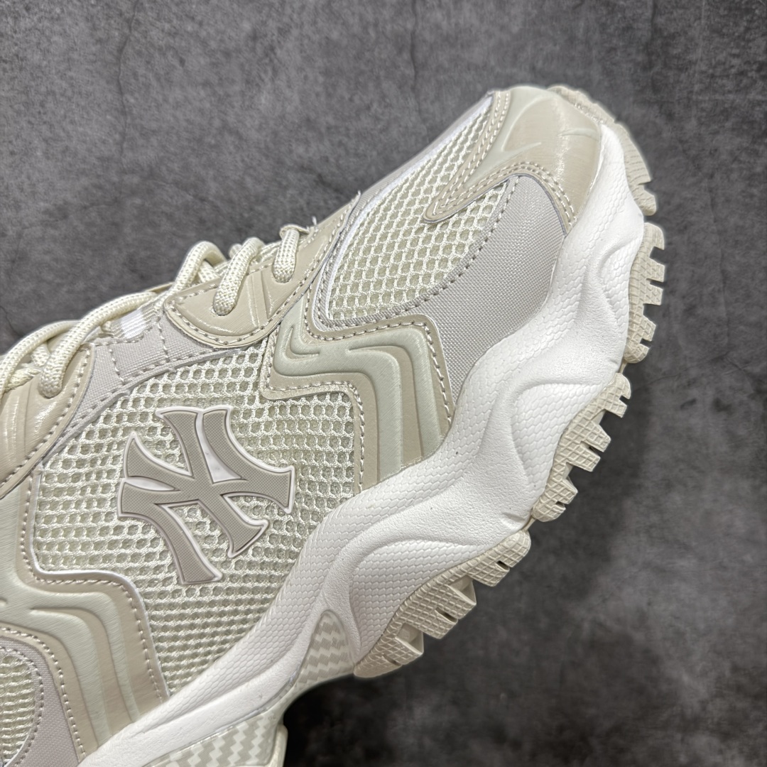 图片[6]-【纯原订单】MLB Winner Chunky 25新款 NY百搭舒适休闲潮流运动厚底增高 防滑耐磨 低帮 老爹鞋 男女同款 银色 潮流厚底时尚街头赛博老爹鞋 MLB官方同步出货 虞书欣等众多潮流明星同款 高弹双层MD大底 原楦原档案数据开发版型（完美鞋头弧度/后套收口效果🆚市面文案版本‼️） 原厂立体填充鞋舌海绵 中底注胶孔原数据开发模具大底原厂转印标市面上唯一纯原版本 原材料打造 内增高6cm 原厂1：1模具开发 原厂进口纳米材质 原盒雷射防伪标包装 天猫订单品质 官网尺码：35 36 36.5 37.5 38 38.5 39 40 40.5 41 42 42.5 43 44 45-选品中心