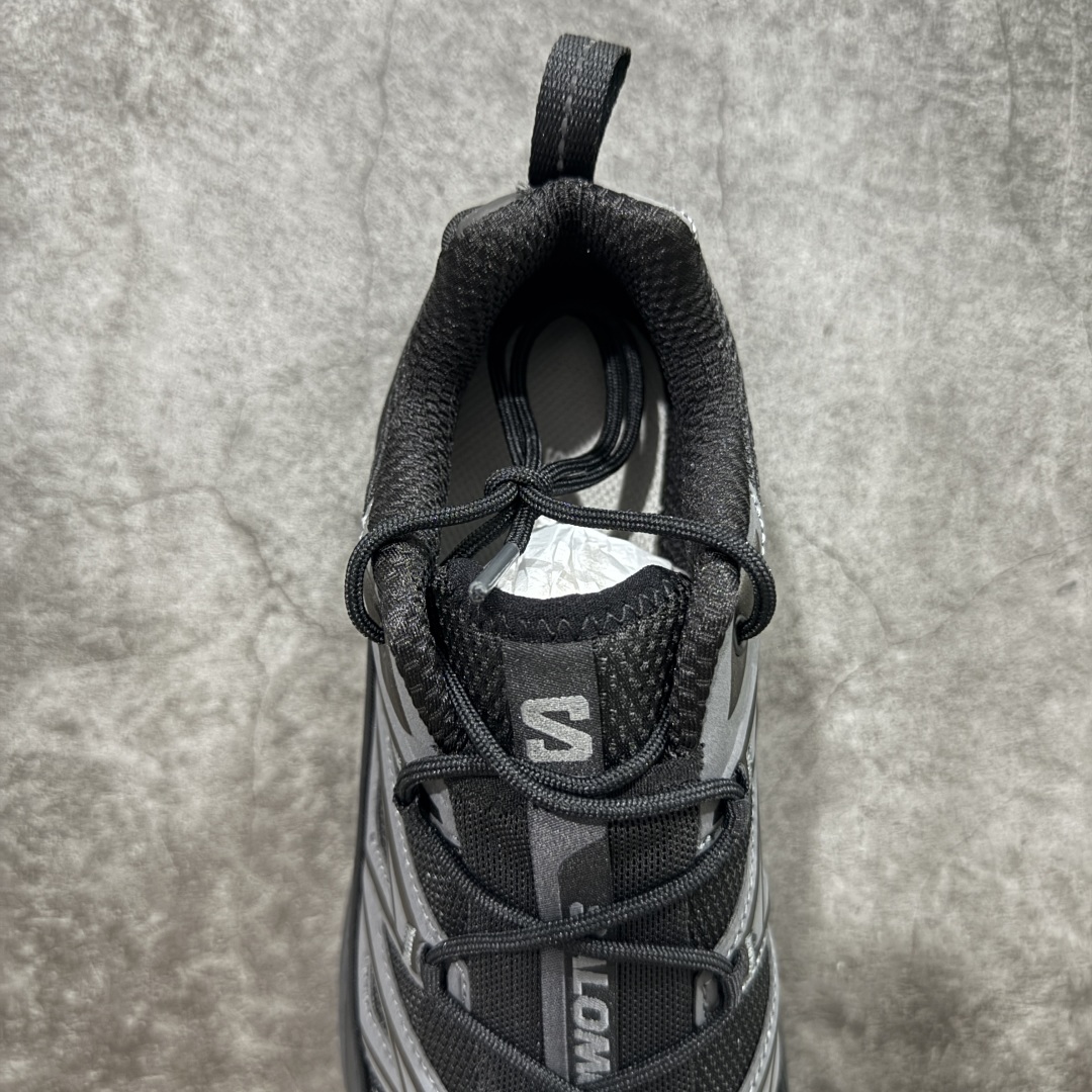 图片[8]-【PZ纯原】SALOMON XT-6 Expanse 萨洛蒙潮流越野机能户外功能鞋 黑色 417413 全新版本出货 好货不怕晚 品质 细节 材料都是肉眼可以见！ 售前售后也是其它工厂无法匹敌！ 纯原外贸平台特供订单 耗时半年巨作 全套原纸板楦头开发 原厂特供网布配套加持 确保原汁原味 完美呈现版型 原档数据独家私模五层组合大底 原装Ortholite轻量化鞋垫 中底布带钢印编号 原厂TPU锁扣 进口港宝加持 后跟自然饱满 还原公司包裹性 鞋面以“锯齿”状的包裹系统呈现 在基色底之下加入了各种色点缀 将公司的最新技术和时尚前卫的造型融入耐用的长跑款式中 鞋面由 TPU 薄膜制成 并焊接在高耐磨网眼上 使其既时尚又坚固 由 ACS底盘支撑 可增强稳定性和支撑力 以及由橡胶凸耳 Contragrip外底覆盖的 EVA 缓冲中底 旨在应对崎岖的地形 鞋舌上的彩色Salomon 标签、Quicklace 系统以及鞋头、鞋舌和鞋跟上的附加品牌使细节更加完美 让穿着者可以轻松驾驭户外与通勤下的任何运动生活场景 无缝鞋身户外随意纵横 颜值与脚感兼备 出街通勤 绝对非常吸睛 你值得拥有 尺码：36 36.5 37.5 38 38.5 39 40 40.5 41 42 42.5 43 44 44.5 45-选品中心