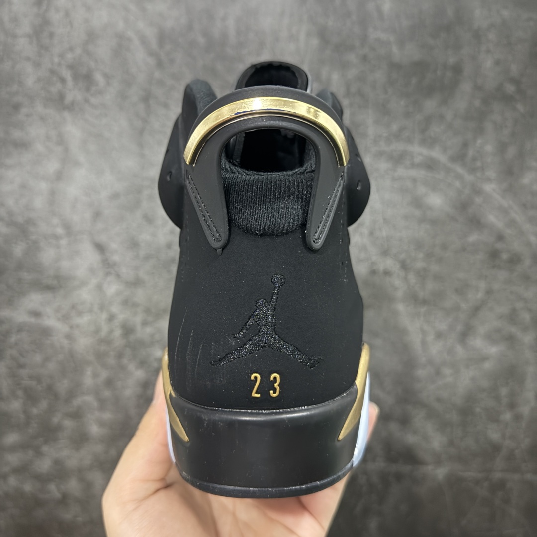 图片[4]-【原厂版本】 Air Jordan AJ6 Retro 黑金 CT4954-007 原楦原纸板 正品既视感十足‼️ 采购原厂皮料 到手可放心比对原鞋 上脚百分百充当正品驾驭 真正原装公司级完美鞋型 一切细节实拍所见所得！纸板中底、钢印 完美版型 一应俱全外贸专供 发国外寄售可稳妥充正操作 尺码：40 40.5 41 42 42.5 43 44 44.5 45 46 47.5-选品中心