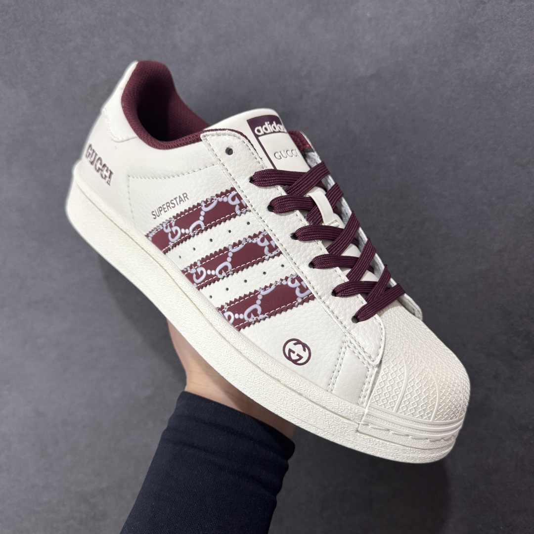  
【定制版】AD Originals Superstar x GUCCI 白红
采用全新头层拼接皮革材