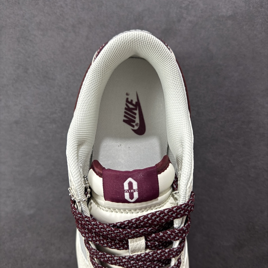 图片[7]-【定制版】Nike SB Dunk Low 问界M9红彩勾 周年高端定制 低帮休闲板鞋 FC1688-236  #定制鞋盒 大厂纯原品质出货 超高清洁度 皮料切割干净无任何毛边 细节完美   尺码：36 36.5 37.5 38 36.5 39 40 40.5 41 42 42.5 43 44 44.5 45-选品中心