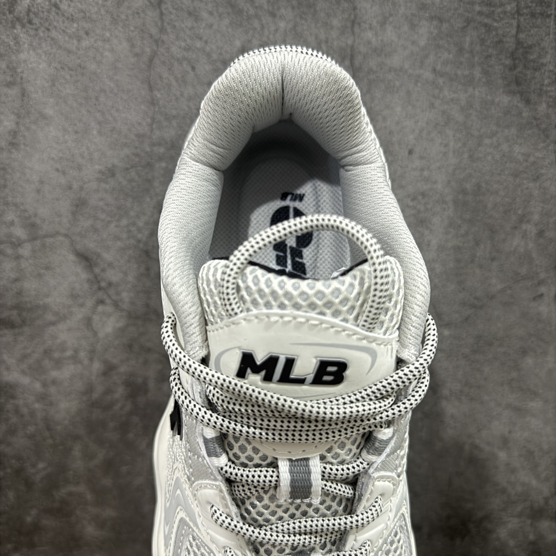 图片[8]-【纯原版】MLB Winner Chunky 25新款 NY百搭舒适休闲潮流运动厚底增高 防滑耐磨 低帮 老爹鞋 男女同款 潮流厚底时尚街头赛博老爹鞋 MLB官方同步出货 虞书欣等众多潮流明星同款 高弹双层MD大底 原楦原档案数据开发版型（完美鞋头弧度/后套收口效果🆚市面文案版本‼️） 原厂立体填充鞋舌海绵 中底注胶孔原数据开发模具大底原厂转印标市面上唯一纯原版本 原材料打造 内增高6cm 原厂1：1模具开发 原厂进口纳米材质 原厂 全套手提袋 原盒雷射防伪标包装 天猫订单品质 官网尺码：35 36 36.5 37.5 38 38.5 39 40 40.5 41 42 42.5 43 44 45-选品中心