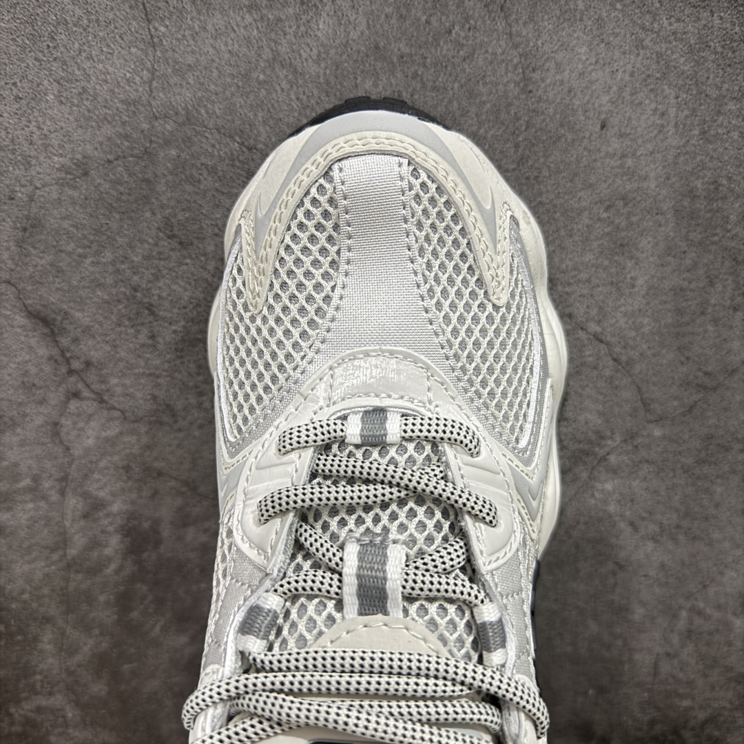 图片[5]-【纯原版】MLB Winner Chunky 25新款 NY百搭舒适休闲潮流运动厚底增高 防滑耐磨 低帮 老爹鞋 男女同款 潮流厚底时尚街头赛博老爹鞋 MLB官方同步出货 虞书欣等众多潮流明星同款 高弹双层MD大底 原楦原档案数据开发版型（完美鞋头弧度/后套收口效果🆚市面文案版本‼️） 原厂立体填充鞋舌海绵 中底注胶孔原数据开发模具大底原厂转印标市面上唯一纯原版本 原材料打造 内增高6cm 原厂1：1模具开发 原厂进口纳米材质 原厂 全套手提袋 原盒雷射防伪标包装 天猫订单品质 官网尺码：35 36 36.5 37.5 38 38.5 39 40 40.5 41 42 42.5 43 44 45-选品中心