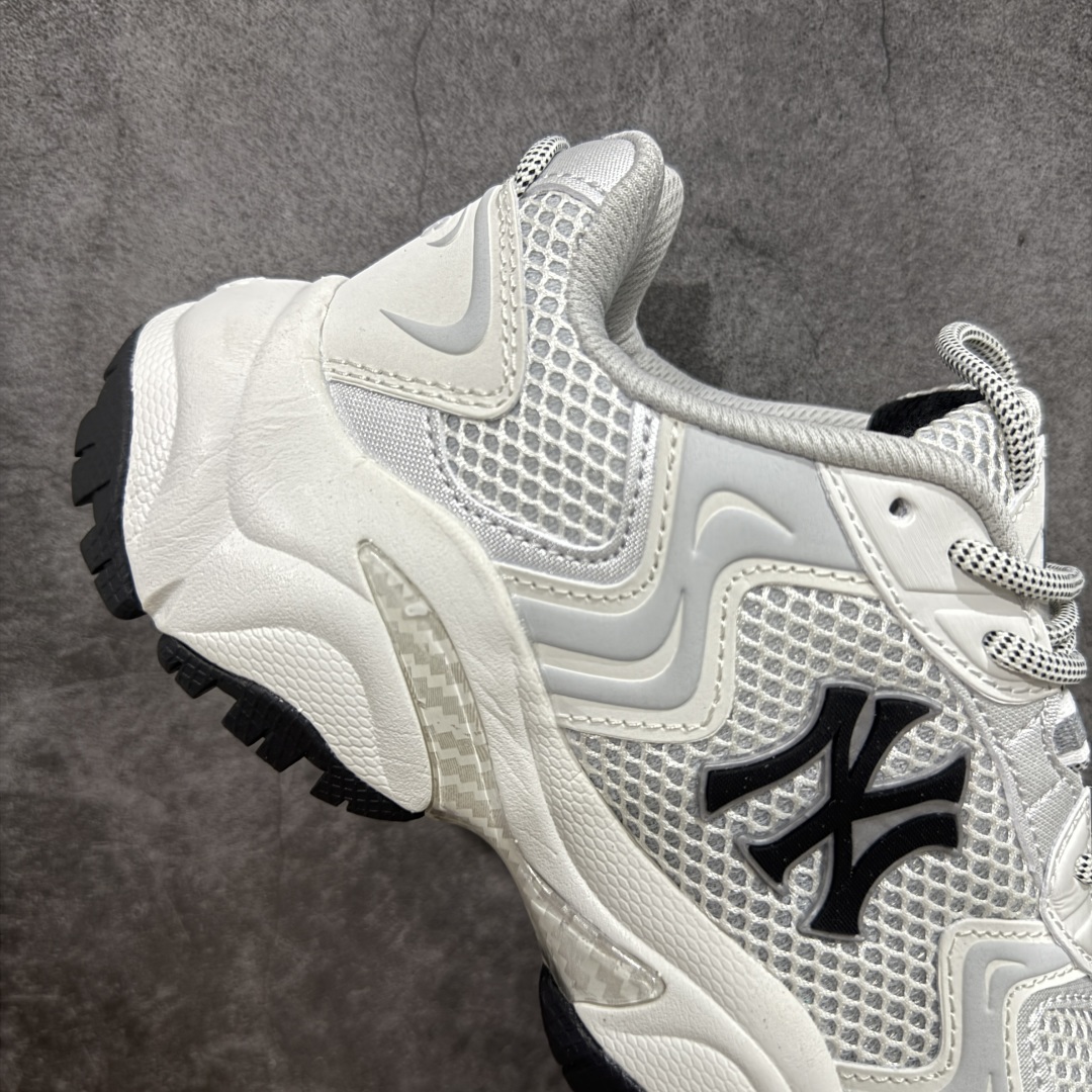 图片[7]-【纯原版】MLB Winner Chunky 25新款 NY百搭舒适休闲潮流运动厚底增高 防滑耐磨 低帮 老爹鞋 男女同款 潮流厚底时尚街头赛博老爹鞋 MLB官方同步出货 虞书欣等众多潮流明星同款 高弹双层MD大底 原楦原档案数据开发版型（完美鞋头弧度/后套收口效果🆚市面文案版本‼️） 原厂立体填充鞋舌海绵 中底注胶孔原数据开发模具大底原厂转印标市面上唯一纯原版本 原材料打造 内增高6cm 原厂1：1模具开发 原厂进口纳米材质 原厂 全套手提袋 原盒雷射防伪标包装 天猫订单品质 官网尺码：35 36 36.5 37.5 38 38.5 39 40 40.5 41 42 42.5 43 44 45-选品中心