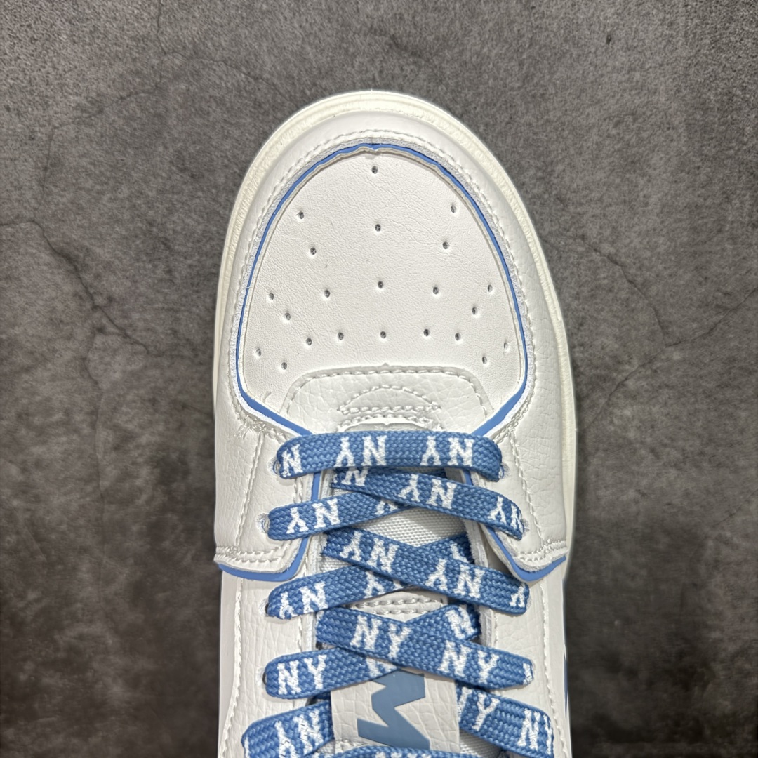 图片[5]-【纯原订单】MLB Chunky Liner Basic NY复古印花学长鞋系列低帮轻量增高厚底百搭休闲运动慢跑鞋板鞋 Korea韩国联名NY美国榄球纽约洋基队限定 市场目前最强版本 目前可过轻松秒过各类鉴定 韩国代购专供 左脚内置NFC感应 区别市面贴纸假芯片 MLB专用菱形双针中底布 重点细节中底布带注胶孔 原厂NFC感应吊牌 支持鉴定 一个两位数 原盒原标 全套原楦原纸板原厂数据开发 中韩文保养标贴 绿色防霉片 平台代购专供 独家一比一RB+MD组合大底 高频后跟小人Logo精准对位立体饱满 正确网布加超迁鞋面 转印中底走线紧密 转印Logo工艺表层防刮不掉色 尺码：36 36.5 37.5 38 38.5 39 40 40.5 41 42 42.5 43 44 44.5 45-选品中心