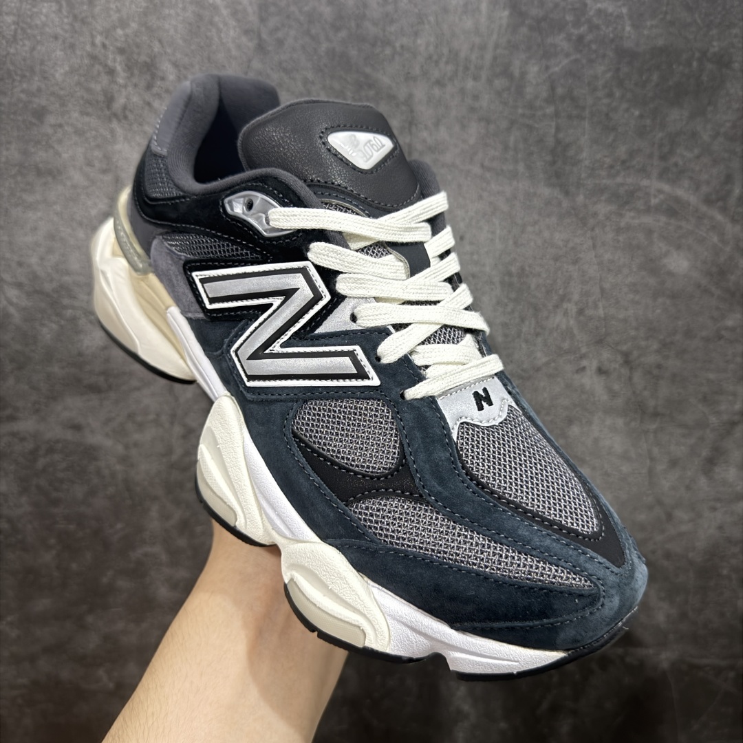 图片[3]-【纯原版】 New Balance NB9060 联名款 复古休闲运动慢跑鞋 粉棕色U9060BLC 全套原楦原纸板原厂数据开发 进口三明治网面 原装进口翻毛皮料正确绒感卡色 正确中底拉帮中底网布细节 原厂标裁 带紫光防伪 定制后跟透明水晶模块 冲裁组合 大底贴合程度胶水上色把控完美 整洁度挑战全网艺术家 多道序QC把关品质完善 匠心打造 耗时两个月开发完成 工艺极其复杂难度可想而知 新开独立私模大底 全网唯一正确六层组合大底 高端零售专供产物 尺码：36 37 37.5 38 38.5 39 40 40.5 41 42 42.5 43 44 45 46.5-选品中心