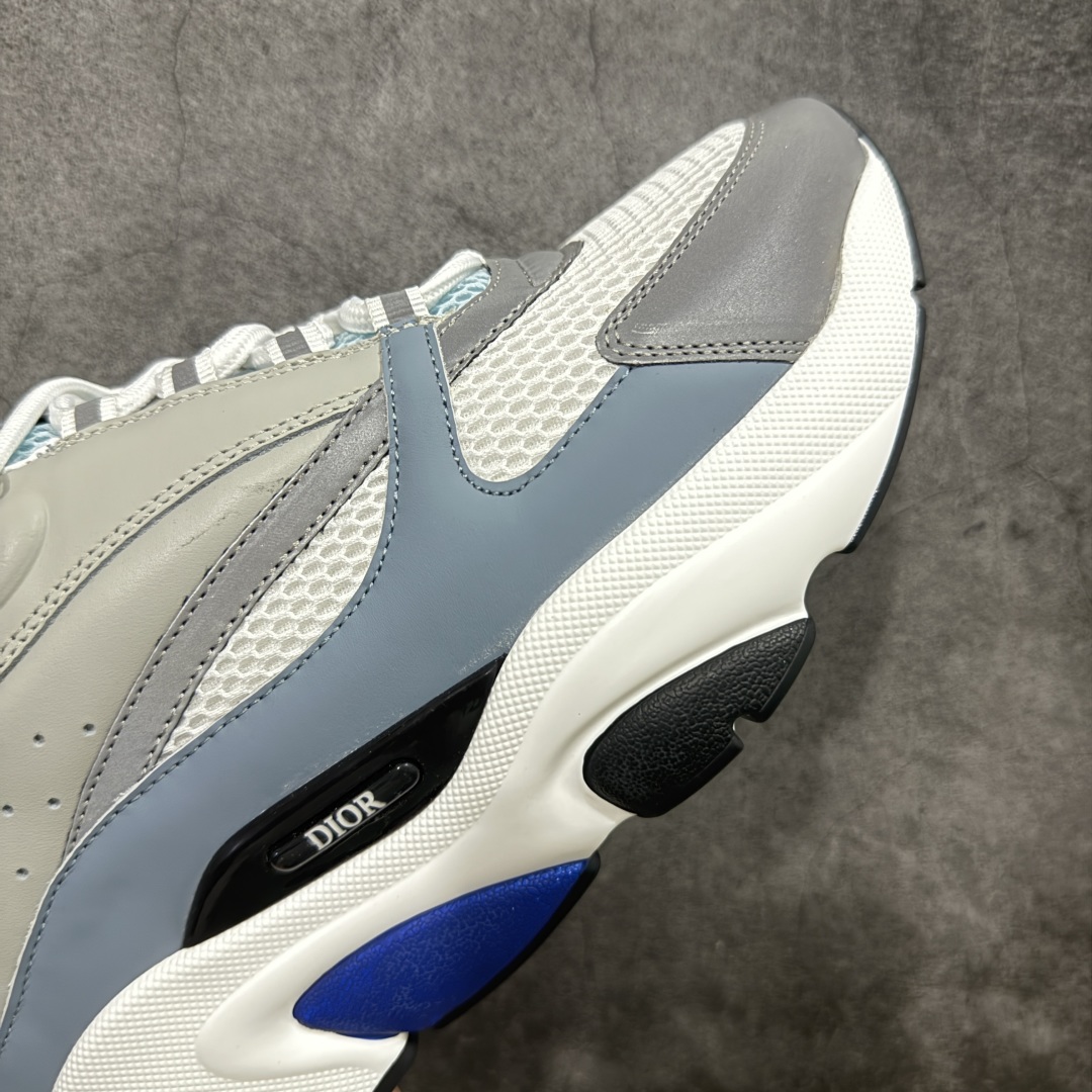图片[6]-【广东礼盒版】Dior/迪奥B22 男鞋压花厚底系带休闲鞋多色拼接男款慢跑时装运动鞋 广东原产原楦原纸版数据开发 配置专柜购物袋及配件(配置抗压快递外包牛皮纸壳 采用光滑牛皮革组合网织布面材质 正确吸汗网布贴合海玻璃CD压纹鞋垫独家开发TPU弹力中底组合TR光泽耐韧锯齿橡胶大底 法国高奢时装品牌-迪奥·桀傲/Dior Homme B22 Trainer Sneaker系列复古厚底老爹风休闲运动慢跑鞋“生胶底” 这款单品从复古慢跑鞋汲取灵感。采用厚实的低帮设计，精选牛皮与网眼织物拼接鞋面，搭配黑白相间的刻花橡胶鞋底。侧面带有浮雕“CD”标志装饰。 尺码：38 39 40 41 42 43 44 45 46-选品中心