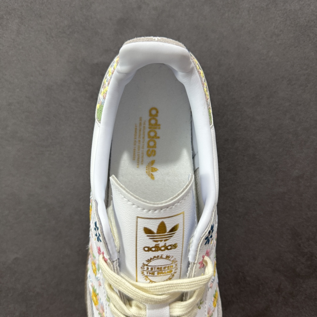  
【正确版】juice x adidas originals SAMBA OG Flower 花卉 白