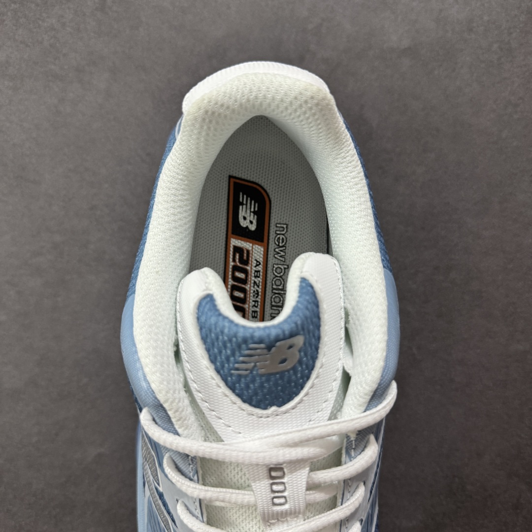 图片[7]-【纯原C版】New Balance 新百伦 NB2000 网面休闲鞋 复古还要机能，NB官方重磅新品。一款融合复古设计与现代科技的跑鞋，以其经典的造型和舒适脚感，成为2025年复古潮流爱好的推荐单品。 极具视觉冲击力的5根ABZORB单元，以及无缝鞋面的设计，加上3M反光材质的装饰，比之前推出的9060系列更夸张，更具未来感。 货号：U2000PBB 尺码：36-45-选品中心