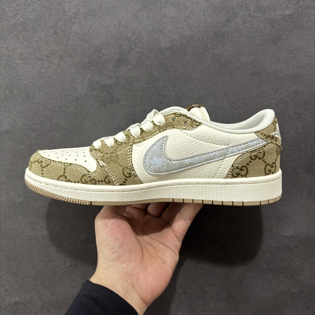 定制版Travis Scott x Fragment Design x Air Jordan 1 Low OG SP AJ1 乔1古驰联名 卡其牛仔布 低帮文化休闲板鞋 XS7089-603 定制版Travis Scott x Fragment Design x Air Jordan 1 Low OG SP AJ1 乔1古驰联名 卡其牛仔布 低帮文化休闲板鞋 XS7089-603