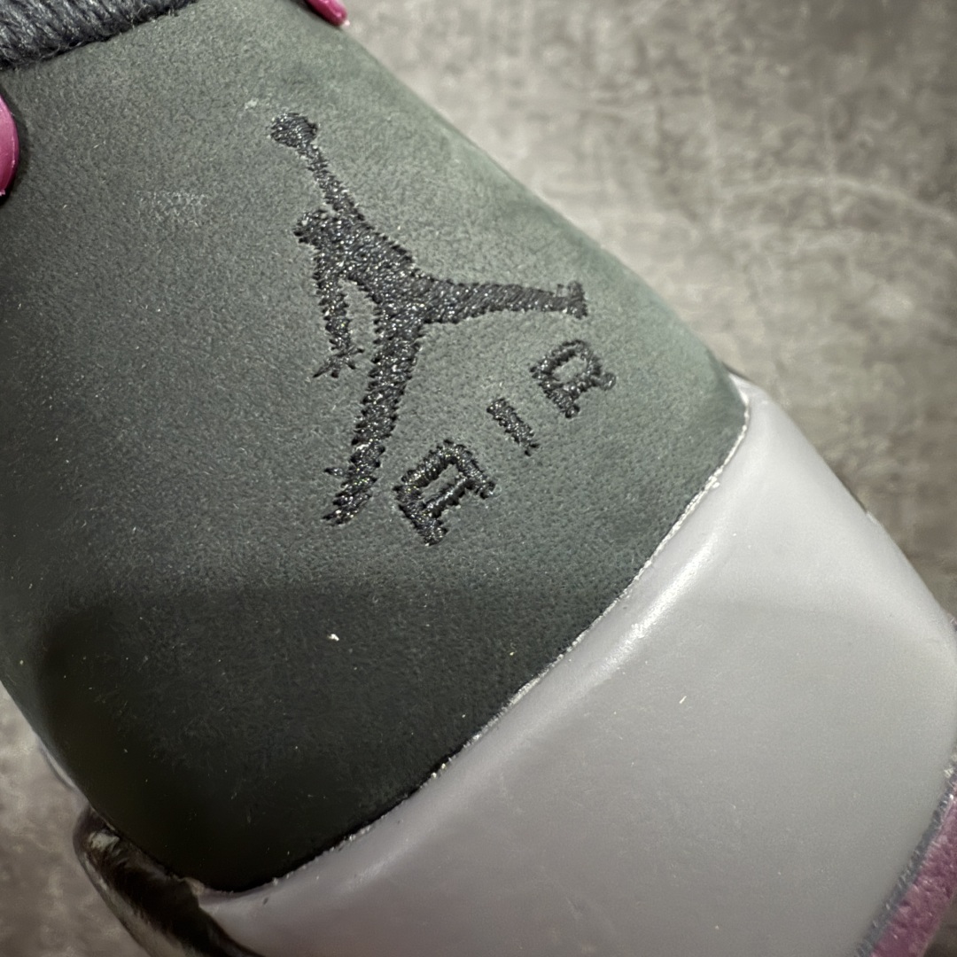 图片[2]-【原厂版本】 Air Jordan AJ6 Retro \”bordeaux\” 灰黑紫 酒红波尔多 CT8529-063 原楦原纸板 正品既视感十足‼️ 采购原厂皮料 到手可放心比对原鞋 上脚百分百充当正品驾驭 真正原装公司级完美鞋型 一切细节实拍所见所得！纸板中底、钢印 完美版型 一应俱全外贸专供 发国外寄售可稳妥充正操作 尺码：40 40.5 41 42 42.5 43 44 44.5 45 46 47.5-选品中心