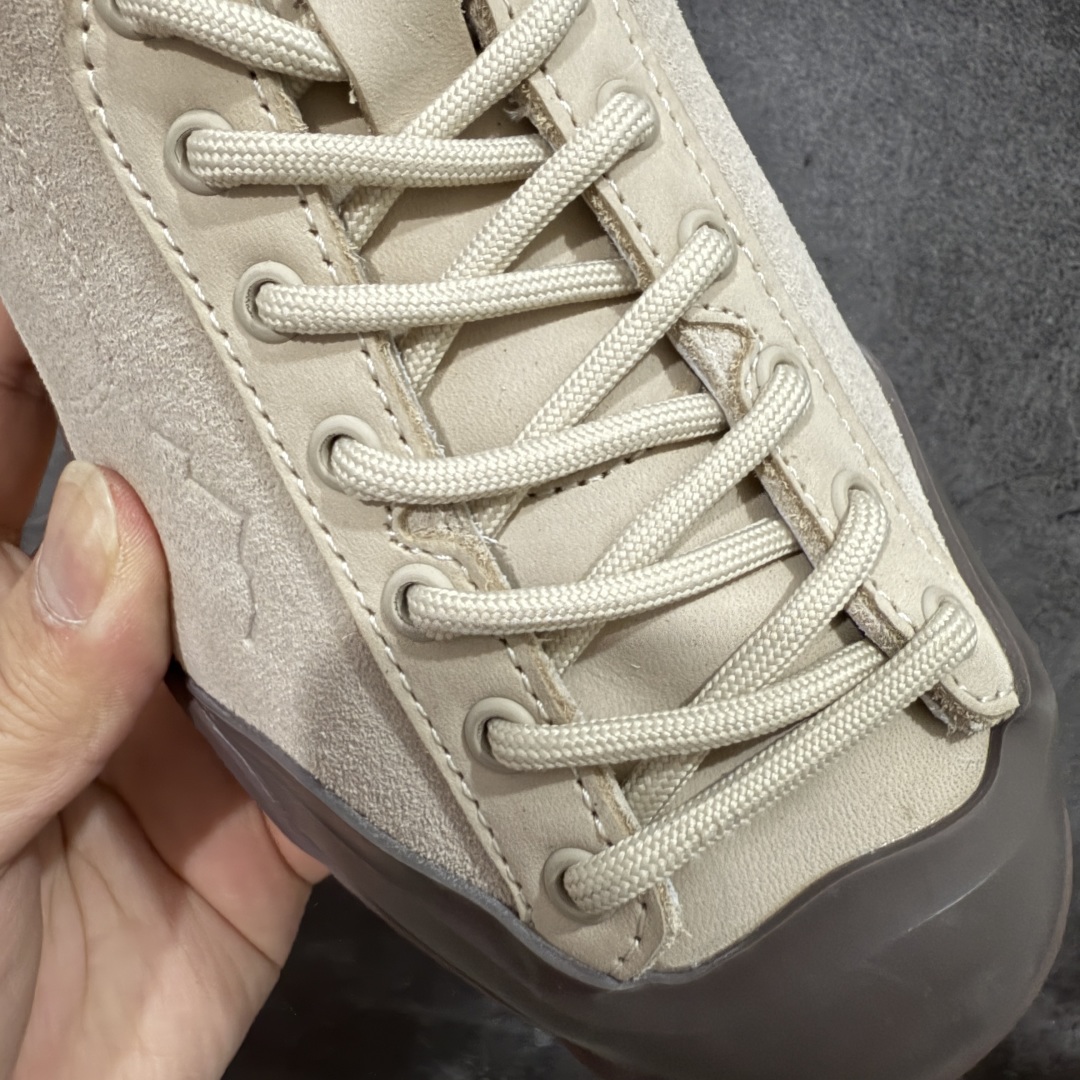 图片[8]-【莞产渠道】TEARS.RIP联名Tres Bien小众德训鞋男士户外休闲鞋露营旅行徒步鞋 来自瑞典的复合式选品店 TRÈS BIEN 今番正式推出名为「TRÈS BIEN EVERYWEAR」的系列，旨在提供消费者一个适合任何场合的衣柜，其中即包括携手义大利制鞋厂牌 Diemme 合作的全新联名鞋履。 该款以 Diemme Modiva Suede Hiker 为基础，专注于时尚外观、耐用实穿性进行改造，采用绒面革鞋面搭配全皮衬里，而活泼的对比元素、撞色效果更为设计亮点，包括突出的鞋舌网眼布料、粉色橡胶鞋头、后跟加固配置等，最后搭载 Vibram® 外底完善优秀抓地力 尺码：39-45-选品中心