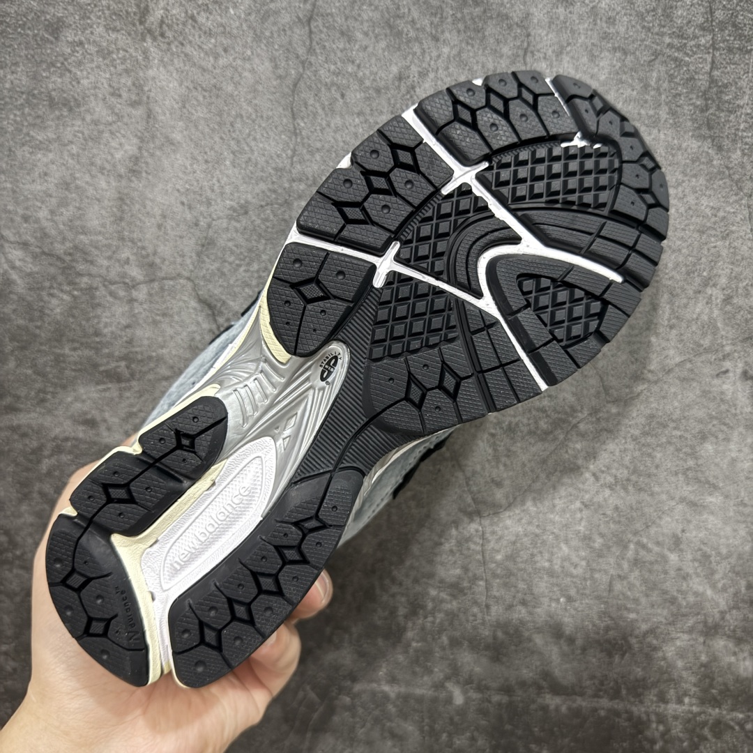 图片[9]-【Mok版】New Balance NB2002R系列 M2002RU2 独家私模 官方99%复刻 6层组合大底 原楦、原纸板、独家私模组合底.abzorb搭配ndurance橡胶大底，还原原版耐磨性、抓地力、弹性和缓震性能 后续新配色陆续出货 长期供应 经历几个月改版.调整.极致还原出货 2025新版鞋型 拒绝杀猪 欢迎对比市面各种虚高版本 尺码：36-47.5-选品中心