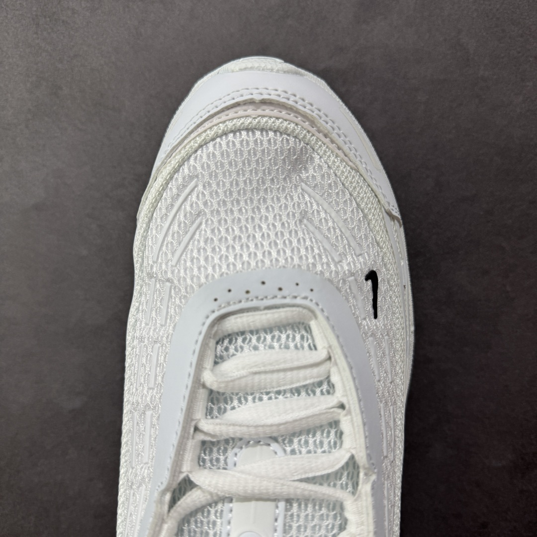 图片[8]-【外贸版】NiKe Air Max TL 2.5 耐克全掌气垫 减震 耐磨 休闲跑步鞋FZ4110-018 外贸工厂出品 整体细节版型做的OK 清洁度很高 外贸爆款 这两年复古风格鞋款在街头出镜率不低，再加上侃爷上脚带节奏，让 Air Max TL 2.5 又火了一把，Air Max TL 2.5复刻自经典 Air Max TL 系列，保留了 2000 年代初的设计精髓，同时融入现代细节，兼具复古与潮流气息，以 Air Max 97 为灵感设计 搭配全掌式 Max Air 气垫提供卓越的缓震性能，长时间穿着时脚感柔软，适合日常通勤或休闲活动。鞋垫与中底结合良好，支撑性佳，减轻脚部疲劳，无论是步行还是站立都能保持舒适 尺码：36-45没半码-选品中心