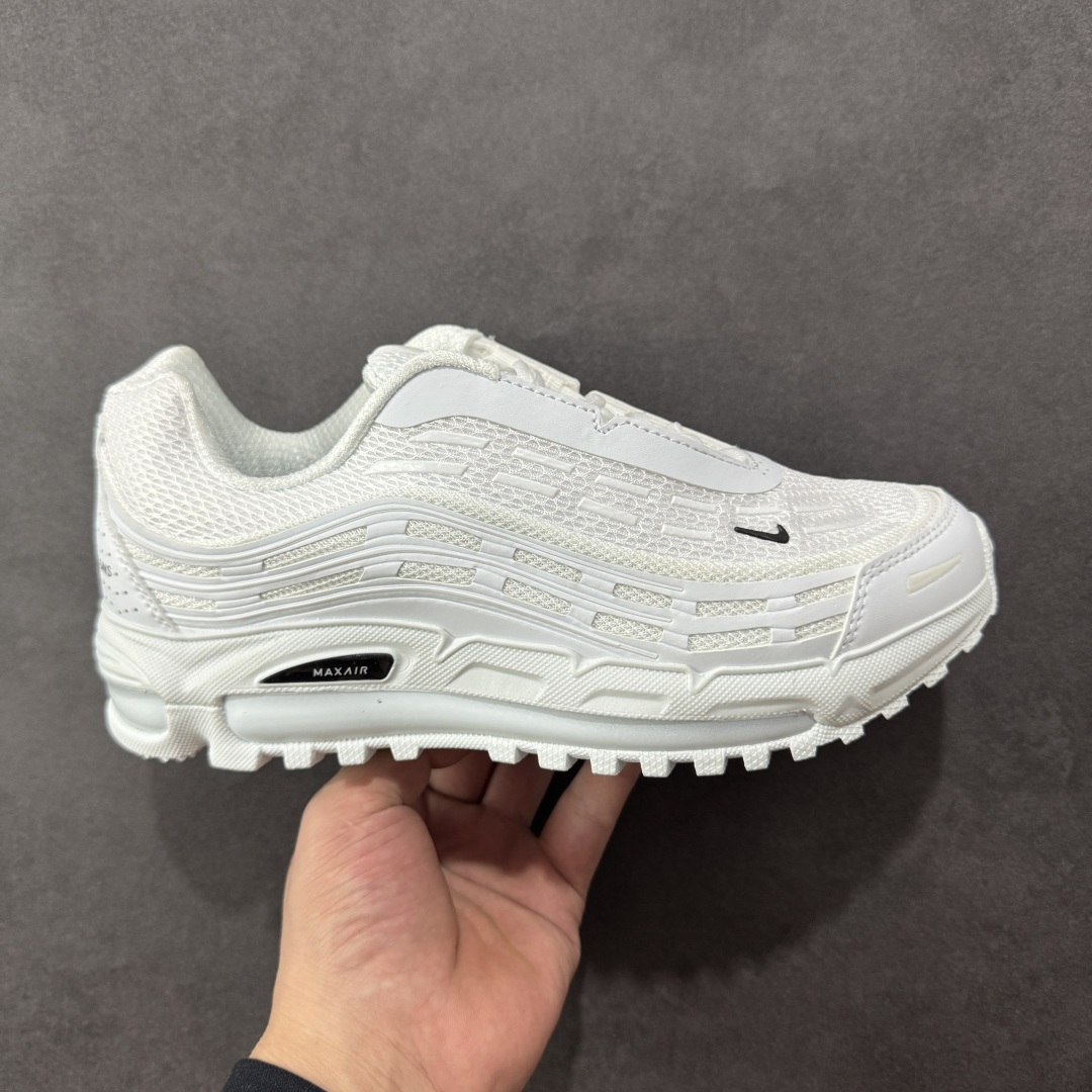 【外贸版】NiKe Air Max TL 2.5 耐克全掌气垫 减震 耐磨 休闲跑步鞋FZ4110-018 外贸工厂出品 整体细节版型做的OK 清洁度很高 外贸爆款 这两年复古风格鞋款在街头出镜率不低，再加上侃爷上脚带节奏，让 Air Max TL 2.5 又火了一把，Air Max TL 2.5复刻自经典 Air Max TL 系列，保留了 2000 年代初的设计精髓，同时融入现代细节，兼具复古与潮流气息，以 Air Max 97 为灵感设计 搭配全掌式 Max Air 气垫提供卓越的缓震性能，长时间穿着时脚感柔软，适合日常通勤或休闲活动。鞋垫与中底结合良好，支撑性佳，减轻脚部疲劳，无论是步行还是站立都能保持舒适 尺码：36-45没半码-选品中心