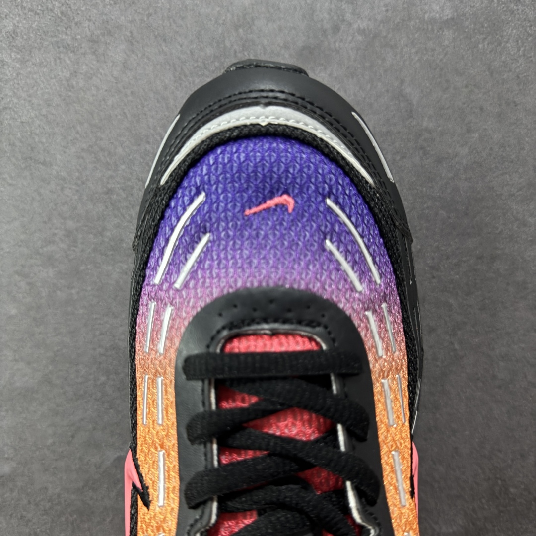 图片[8]-【外贸版】NiKe Air Max TL 2.5 耐克全掌气垫 减震 耐磨 休闲跑步鞋FZ4110-007 外贸工厂出品 整体细节版型做的OK 清洁度很高 外贸爆款 这两年复古风格鞋款在街头出镜率不低，再加上侃爷上脚带节奏，让 Air Max TL 2.5 又火了一把，Air Max TL 2.5复刻自经典 Air Max TL 系列，保留了 2000 年代初的设计精髓，同时融入现代细节，兼具复古与潮流气息，以 Air Max 97 为灵感设计 搭配全掌式 Max Air 气垫提供卓越的缓震性能，长时间穿着时脚感柔软，适合日常通勤或休闲活动。鞋垫与中底结合良好，支撑性佳，减轻脚部疲劳，无论是步行还是站立都能保持舒适 尺码：36-45没半码-选品中心
