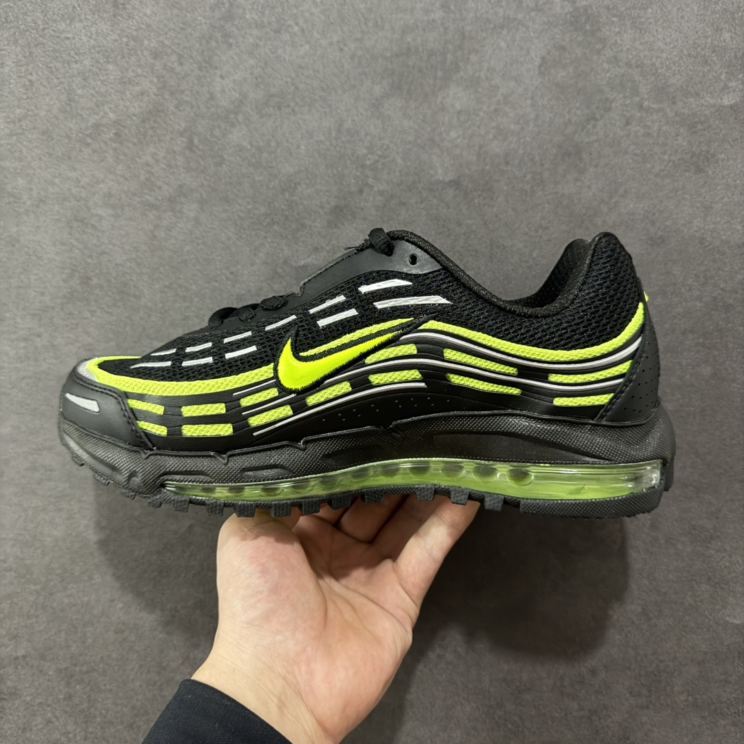 图片[2]-【外贸版】NiKe Air Max TL 2.5 耐克全掌气垫 减震 耐磨 休闲跑步鞋FZ4110-008 外贸工厂出品 整体细节版型做的OK 清洁度很高 外贸爆款 这两年复古风格鞋款在街头出镜率不低，再加上侃爷上脚带节奏，让 Air Max TL 2.5 又火了一把，Air Max TL 2.5复刻自经典 Air Max TL 系列，保留了 2000 年代初的设计精髓，同时融入现代细节，兼具复古与潮流气息，以 Air Max 97 为灵感设计 搭配全掌式 Max Air 气垫提供卓越的缓震性能，长时间穿着时脚感柔软，适合日常通勤或休闲活动。鞋垫与中底结合良好，支撑性佳，减轻脚部疲劳，无论是步行还是站立都能保持舒适 尺码：36-45没半码-选品中心