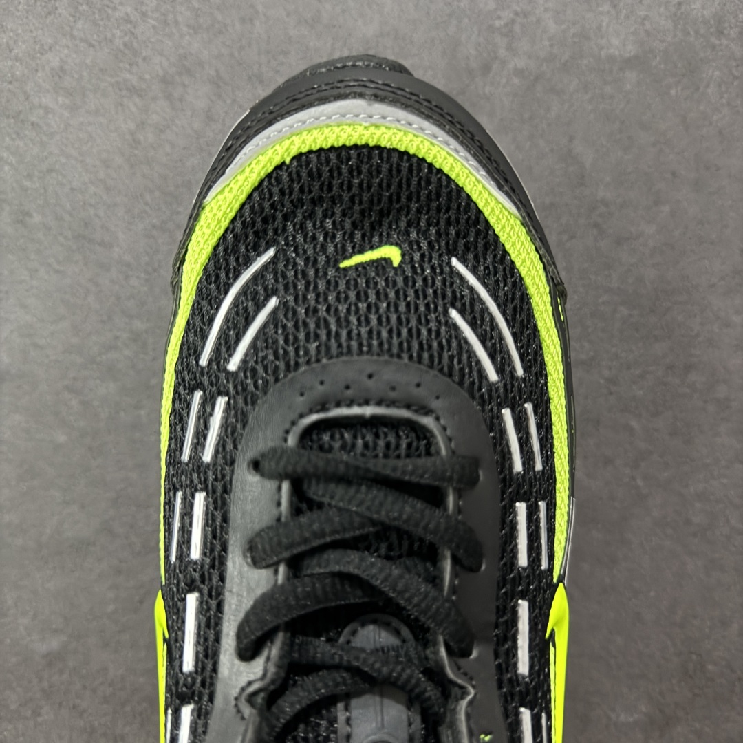 图片[8]-【外贸版】NiKe Air Max TL 2.5 耐克全掌气垫 减震 耐磨 休闲跑步鞋FZ4110-008 外贸工厂出品 整体细节版型做的OK 清洁度很高 外贸爆款 这两年复古风格鞋款在街头出镜率不低，再加上侃爷上脚带节奏，让 Air Max TL 2.5 又火了一把，Air Max TL 2.5复刻自经典 Air Max TL 系列，保留了 2000 年代初的设计精髓，同时融入现代细节，兼具复古与潮流气息，以 Air Max 97 为灵感设计 搭配全掌式 Max Air 气垫提供卓越的缓震性能，长时间穿着时脚感柔软，适合日常通勤或休闲活动。鞋垫与中底结合良好，支撑性佳，减轻脚部疲劳，无论是步行还是站立都能保持舒适 尺码：36-45没半码-选品中心