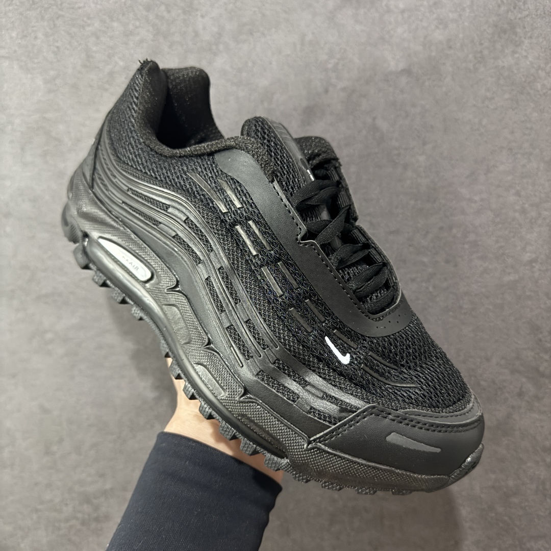 图片[3]-【外贸版】NiKe Air Max TL 2.5 耐克全掌气垫 减震 耐磨 休闲跑步鞋FZ4110-001 外贸工厂出品 整体细节版型做的OK 清洁度很高 外贸爆款 这两年复古风格鞋款在街头出镜率不低，再加上侃爷上脚带节奏，让 Air Max TL 2.5 又火了一把，Air Max TL 2.5复刻自经典 Air Max TL 系列，保留了 2000 年代初的设计精髓，同时融入现代细节，兼具复古与潮流气息，以 Air Max 97 为灵感设计 搭配全掌式 Max Air 气垫提供卓越的缓震性能，长时间穿着时脚感柔软，适合日常通勤或休闲活动。鞋垫与中底结合良好，支撑性佳，减轻脚部疲劳，无论是步行还是站立都能保持舒适 尺码：36-45没半码-选品中心