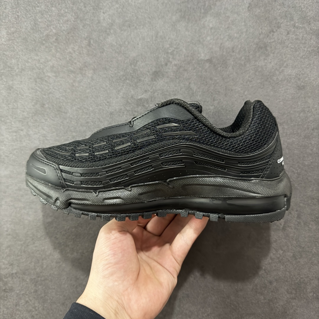 图片[2]-【外贸版】NiKe Air Max TL 2.5 耐克全掌气垫 减震 耐磨 休闲跑步鞋FZ4110-001 外贸工厂出品 整体细节版型做的OK 清洁度很高 外贸爆款 这两年复古风格鞋款在街头出镜率不低，再加上侃爷上脚带节奏，让 Air Max TL 2.5 又火了一把，Air Max TL 2.5复刻自经典 Air Max TL 系列，保留了 2000 年代初的设计精髓，同时融入现代细节，兼具复古与潮流气息，以 Air Max 97 为灵感设计 搭配全掌式 Max Air 气垫提供卓越的缓震性能，长时间穿着时脚感柔软，适合日常通勤或休闲活动。鞋垫与中底结合良好，支撑性佳，减轻脚部疲劳，无论是步行还是站立都能保持舒适 尺码：36-45没半码-选品中心