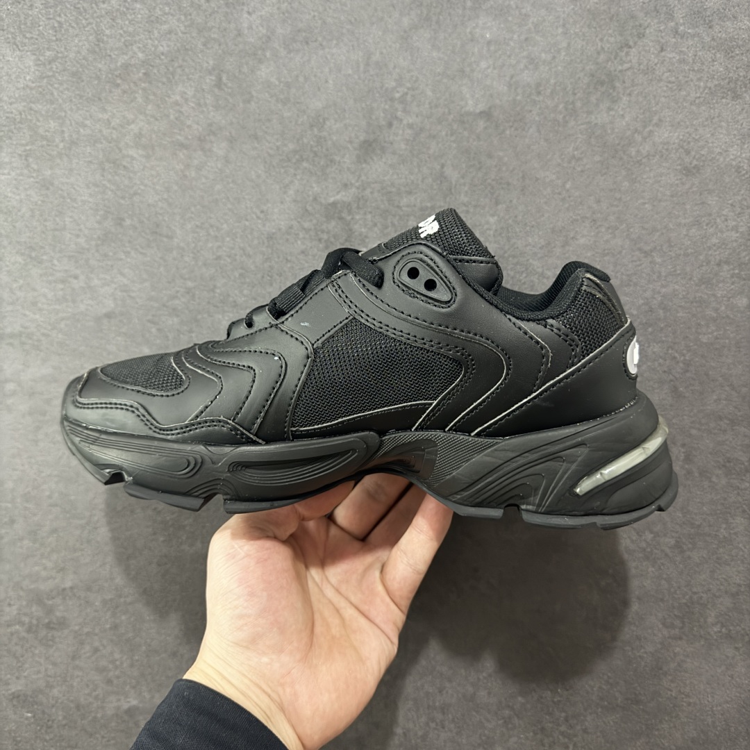 图片[2]-【广东纯原版】DIOR迪奥CD1低帮运动休闲鞋。鞋舌饰以“DIOR”标志，搭配轻盈的橡胶鞋底。鞋面采用透气网面，夏季必备单品 可与各式休闲或运动单品随心搭配。 尺码：40，41，42，43，44，45 男款，运动鞋码！-选品中心