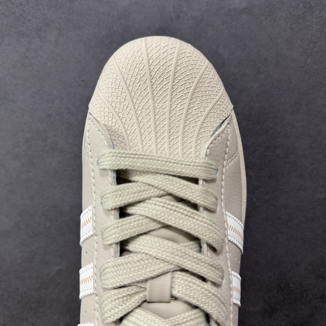 图片[8]-【定制版】AD Originals Superstar x Stussy 棕白 采用全新头层拼接皮革材质 后跟采用特色3D立体印字 渠道正品订单 诠释市场最高工艺水平 全鞋进口头层皮料打造 区别市面普通真标版本，进出专柜无压力 货号：SD6811 尺码：36-45-选品中心