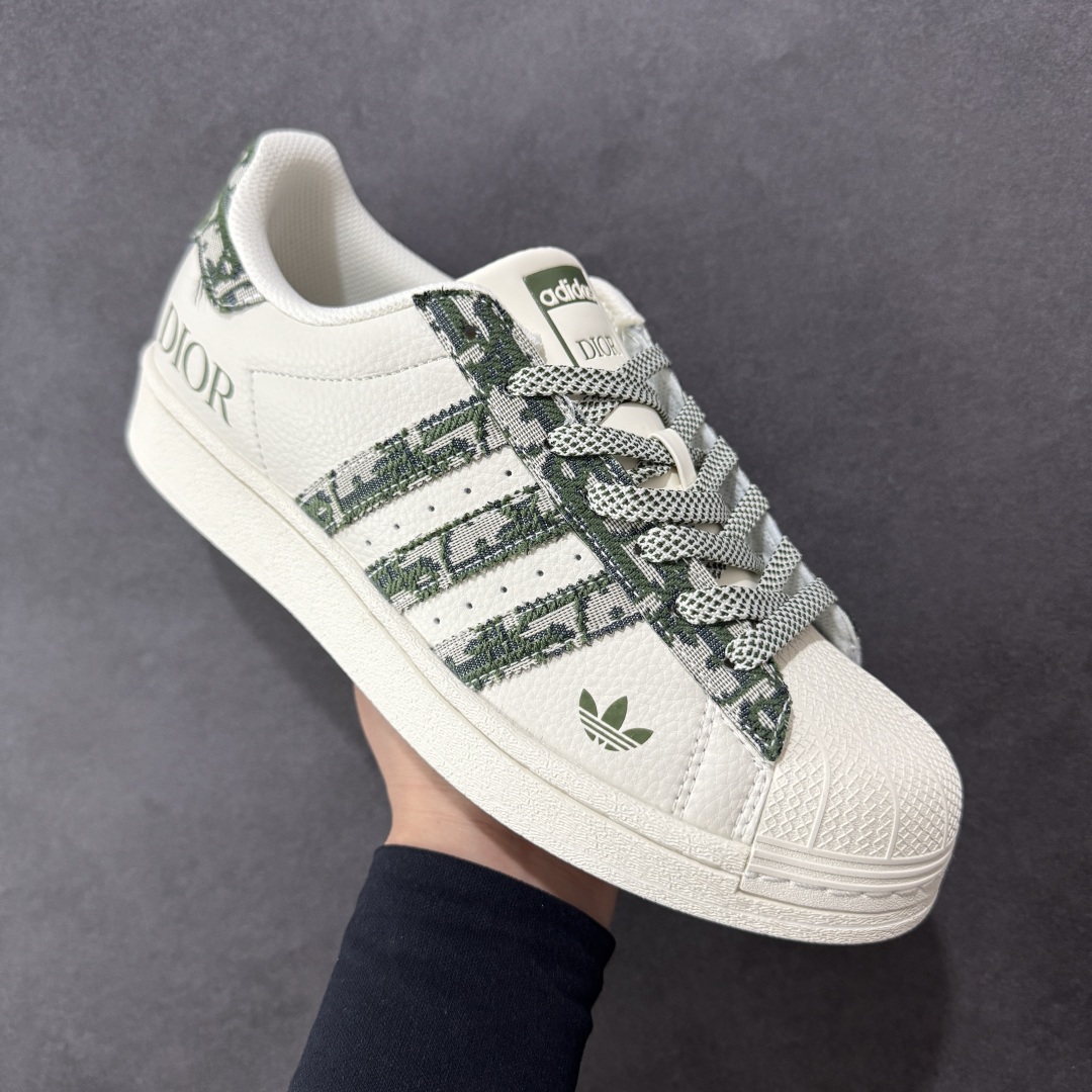 图片[3]-【定制版】AD Originals Superstar x DIOR 白绿 采用全新头层拼接皮革材质 后跟采用特色3D立体印字 渠道正品订单 诠释市场最高工艺水平 全鞋进口头层皮料打造 区别市面普通真标版本，进出专柜无压力 货号：XS0013 尺码：36-45-选品中心