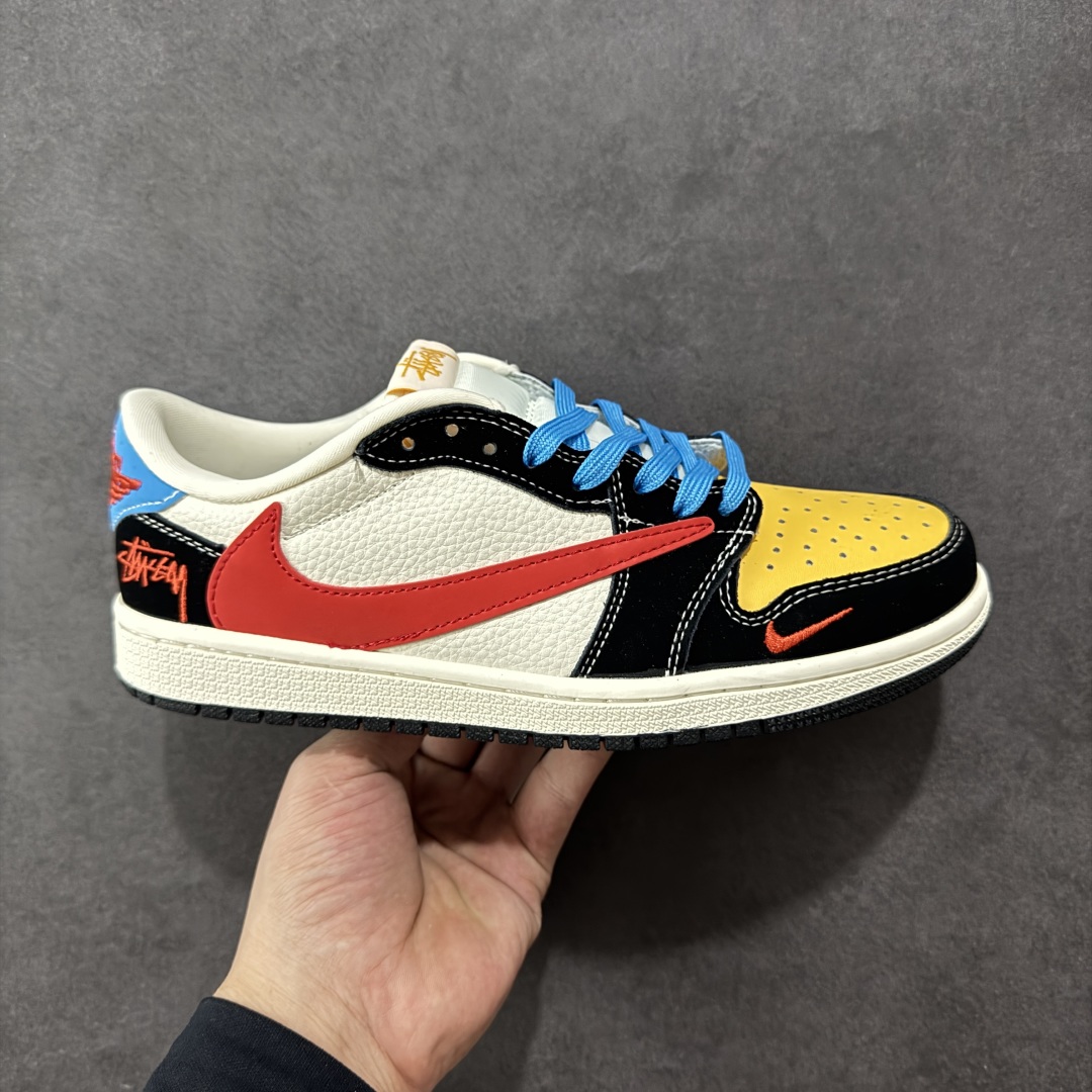 【定制版】Air Jordan 1 xavis Scott AJ1倒勾 乔一倒钩 斯图西联名款 低帮文化篮球鞋 完美品质出货 细节如图所示 鞋面切割工整 冲孔整齐干净 中底拉帮线 货号: XB1979 003 尺码: 36 36.5 37.5 38 38.5 39 40 40.5 41 42 42.5 43 44 45-选品中心