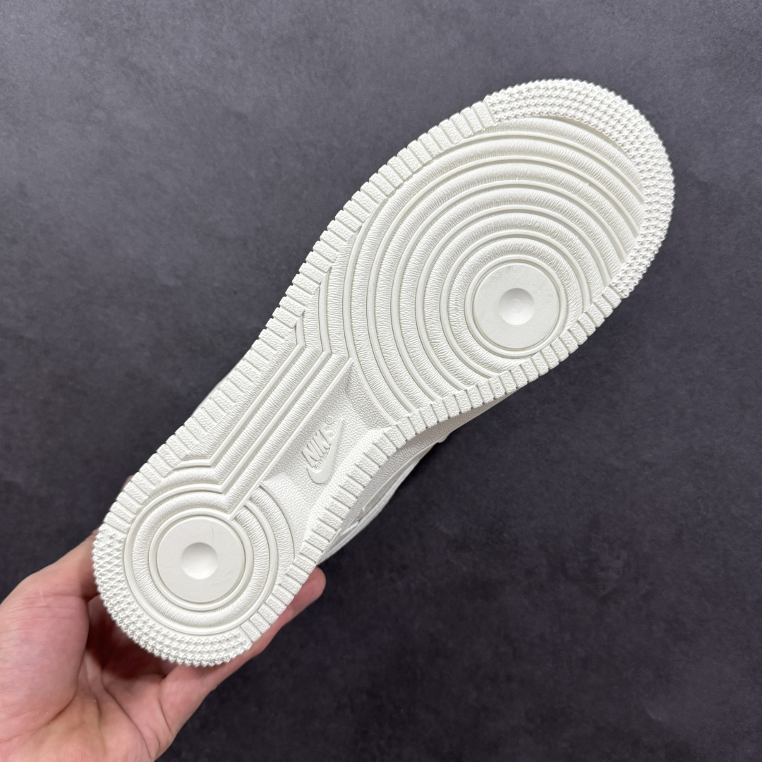 NIke Air Force 1 '07 Low “Supreme联名——百搭米色”空军一号 低帮 运动鞋 休闲鞋  CS5288-011