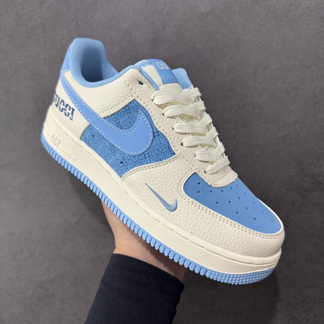 图片[3]-【定制版】Nike Air Force 1 Low 07 x GUCCI 白蓝小钩 原楦头原纸板 打造纯正低帮空军版型 专注外贸渠道 全掌内置蜂窝气垫 原盒配件 原厂中底钢印、拉帮完美 货号：DF0188 067 尺码：36 36.5 37.5 38 38.5 39 40 40.5 41 42 42.5 43 44 44.5 45-选品中心