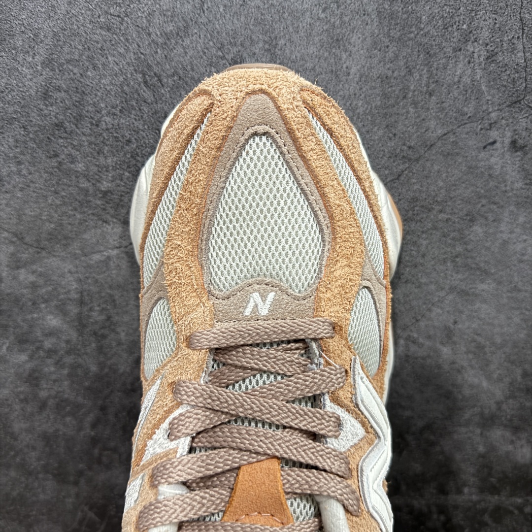 图片[5]-【纯原版】 New Balance NB9060 联名款 复古休闲运动慢跑鞋 粉棕色U9060WCW 全套原楦原纸板原厂数据开发 进口三明治网面 原装进口翻毛皮料正确绒感卡色 正确中底拉帮中底网布细节 原厂标裁 带紫光防伪 定制后跟透明水晶模块 冲裁组合 大底贴合程度胶水上色把控完美 整洁度挑战全网艺术家 多道序QC把关品质完善 匠心打造 耗时两个月开发完成 工艺极其复杂难度可想而知 新开独立私模大底 全网唯一正确六层组合大底 高端零售专供产物 尺码：36 37 37.5 38 38.5 39 40 40.5 41 42 42.5 43 44 45 46.5-选品中心