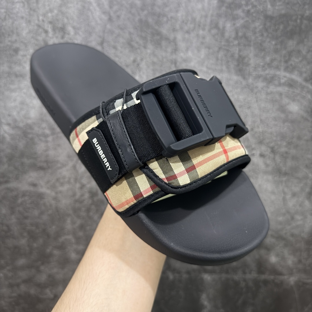 【莞顶纯原】Burberry博柏利 Vintage BBR 格纹搭扣束带一字拖鞋 男款 米色
今年