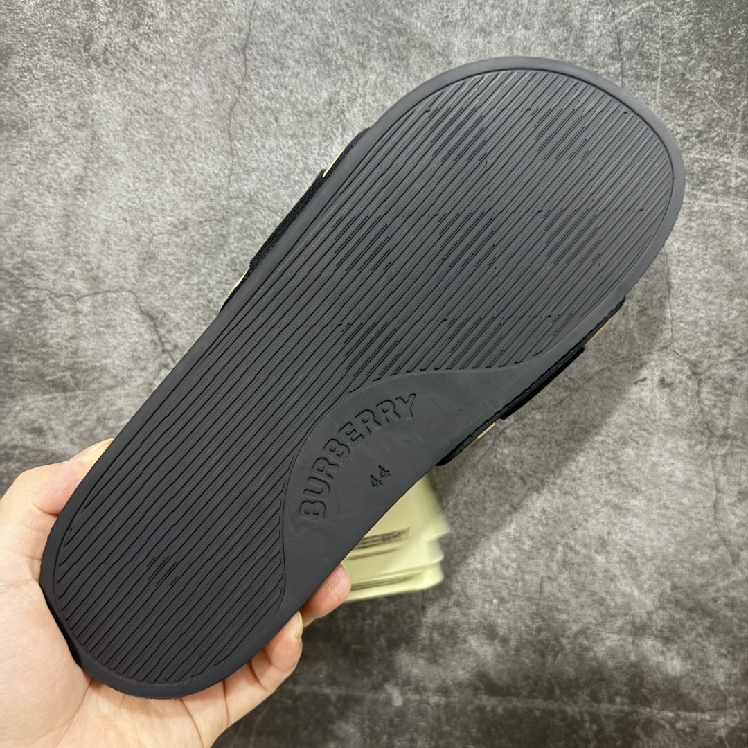 【莞顶纯原】Burberry博柏利 Vintage BBR 格纹搭扣束带一字拖鞋 男款 米色
今年