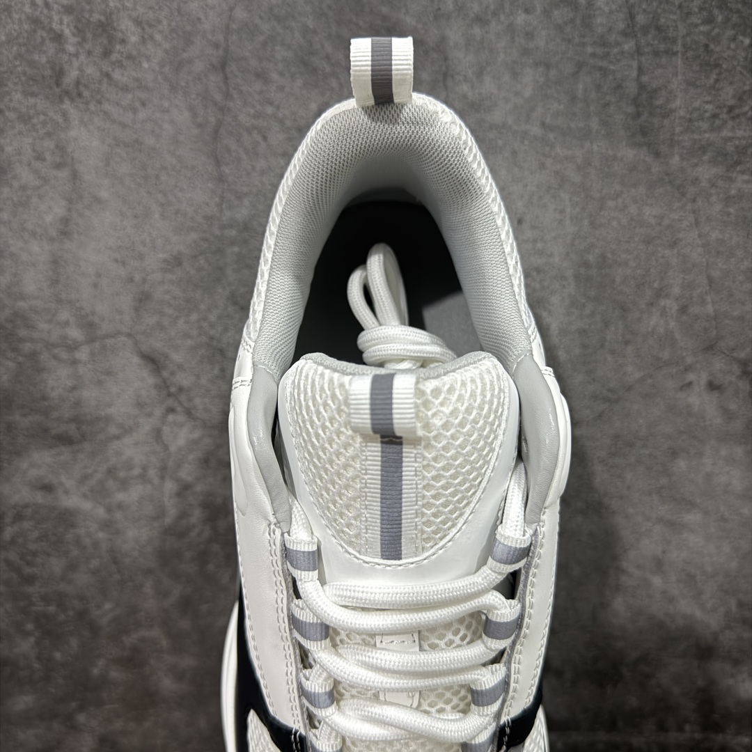 图片[8]-【X1纯原版本】 Dior Homme B22 Trainer Sneaker系列 复古厚底老爹风休闲运动慢跑鞋“生胶底” Dior 迪奥B22 男款慢跑时装运动鞋 原版一比一开发 广东原产原楦原纸版数据开发 配置专柜购物袋及配件(配置抗压快递外包牛皮纸壳 采用光滑牛皮革组合网织布面材质 正确吸汗网布贴合海玻璃CD压纹鞋垫独家开发TPU弹力中底组合TR光泽耐韧锯齿橡胶大底 这款单品从复古慢跑鞋汲取灵感。采用厚实的低帮设计，精选牛皮与网眼织物拼接鞋面，搭配黑白相间的刻花橡胶鞋底。侧面带有浮雕“CD”标志装饰。 尺码：39 40 41 42 43 44 45 46 47-选品中心