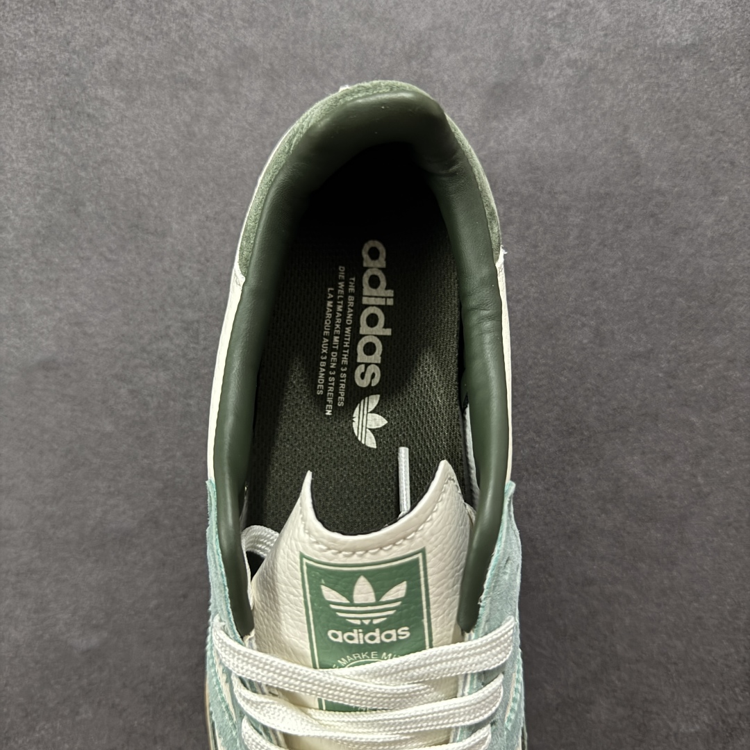 图片[7]-【定制版】adidas originals Samba OG x GUCCI 白绿 桑巴舞系列复古经典轻便板鞋 此款以简约大方的造型设计 给人以随性休闲的时尚格调 穿着舒适轻便，运动灵活自如 满足日常个性穿搭 货号：DX0001 尺码：36 36.5 37 38 38.5 39 40 40.5 41 42 42.5 43 44 44.5 45-选品中心