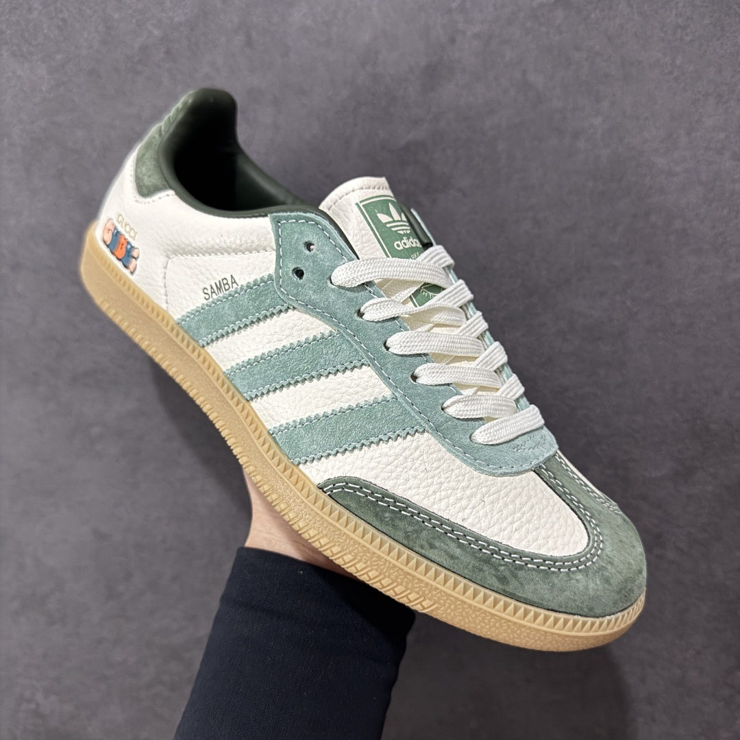 图片[3]-【定制版】adidas originals Samba OG x GUCCI 白绿 桑巴舞系列复古经典轻便板鞋 此款以简约大方的造型设计 给人以随性休闲的时尚格调 穿着舒适轻便，运动灵活自如 满足日常个性穿搭 货号：DX0001 尺码：36 36.5 37 38 38.5 39 40 40.5 41 42 42.5 43 44 44.5 45-选品中心