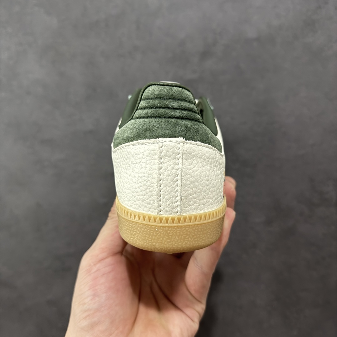 图片[4]-【定制版】adidas originals Samba OG x GUCCI 白绿 桑巴舞系列复古经典轻便板鞋 此款以简约大方的造型设计 给人以随性休闲的时尚格调 穿着舒适轻便，运动灵活自如 满足日常个性穿搭 货号：DX0001 尺码：36 36.5 37 38 38.5 39 40 40.5 41 42 42.5 43 44 44.5 45-选品中心