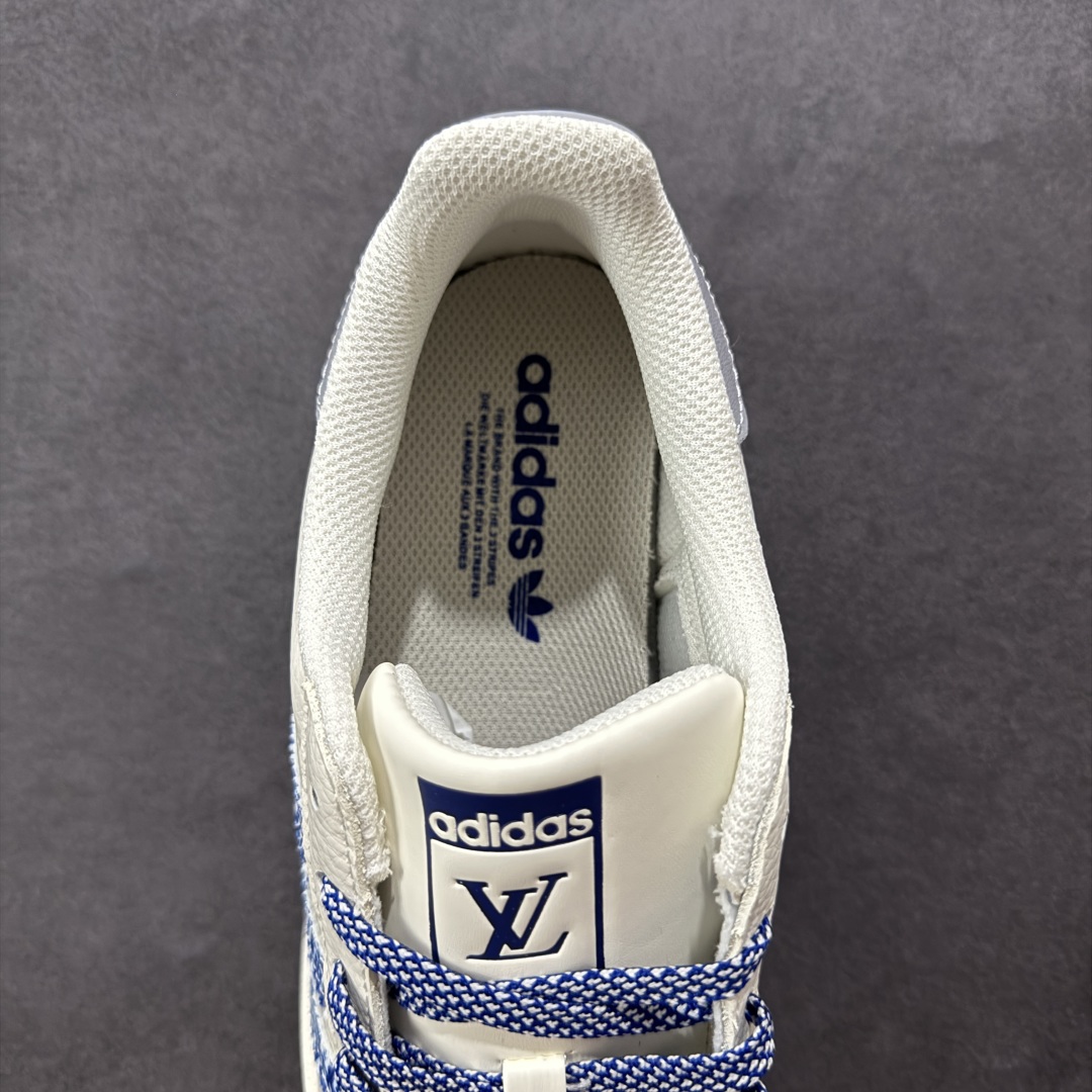 图片[7]-【定制版】Adidas Originals Superstar x Louis Vuitton 白蓝 低帮休闲运动板鞋 采用全新头层拼接皮革材质 后跟采用特色3D立体印字 渠道正品订单 诠释市场最高工艺水平 全鞋进口头层皮料打造 货号：AD8013 尺码：36-45半-选品中心