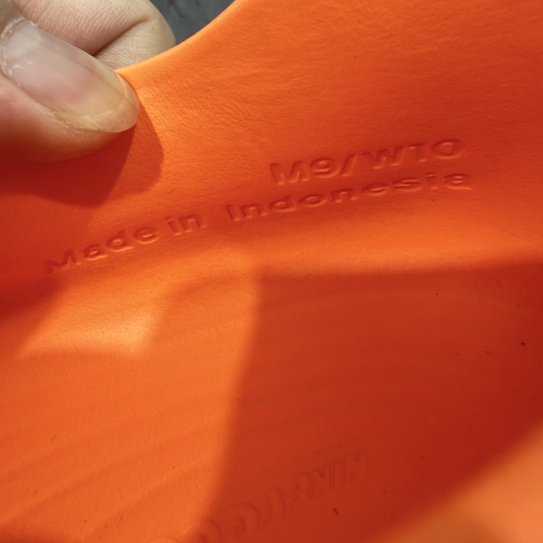  
【私人版本】Nike Reactx Rejuven 8 耐克新款夏季沙滩凉鞋拖鞋洞洞鞋  HV506